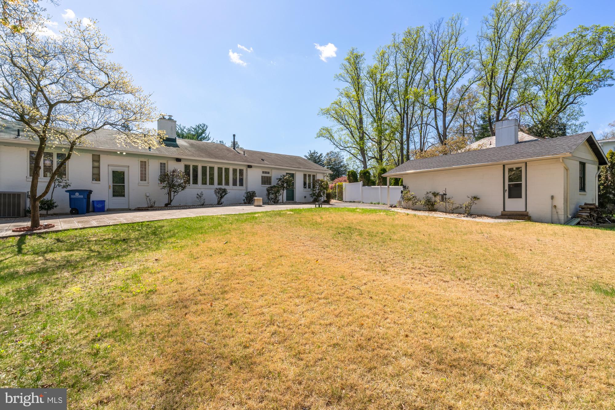 HILLANDALE - Residential