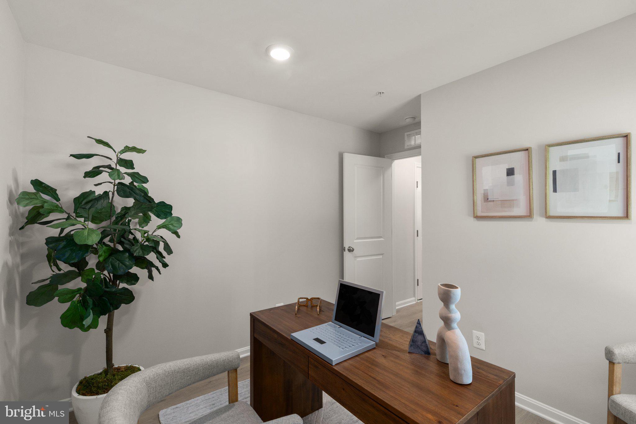 PARADISE ESTATES - Residential