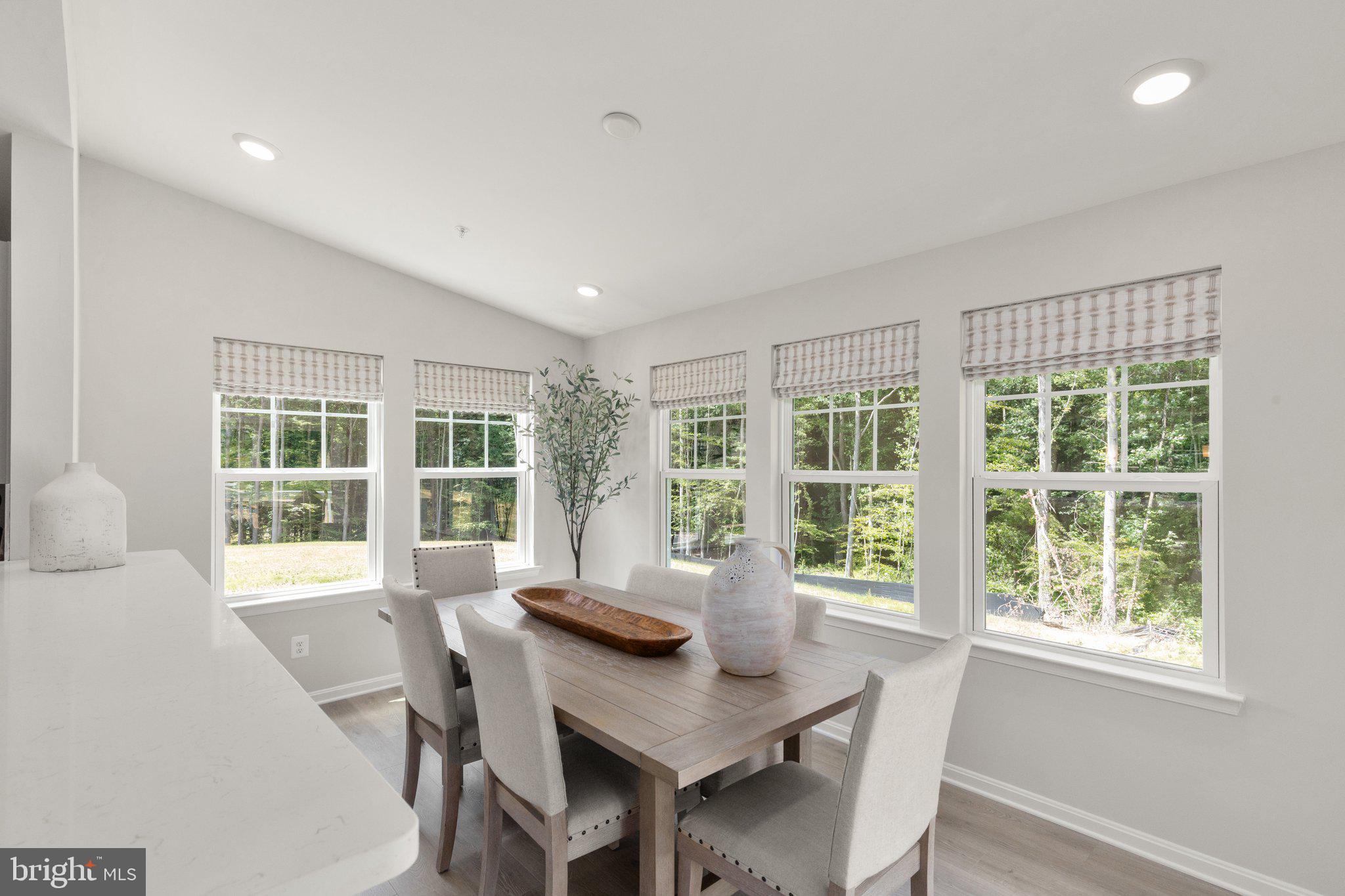 PARADISE ESTATES - Residential