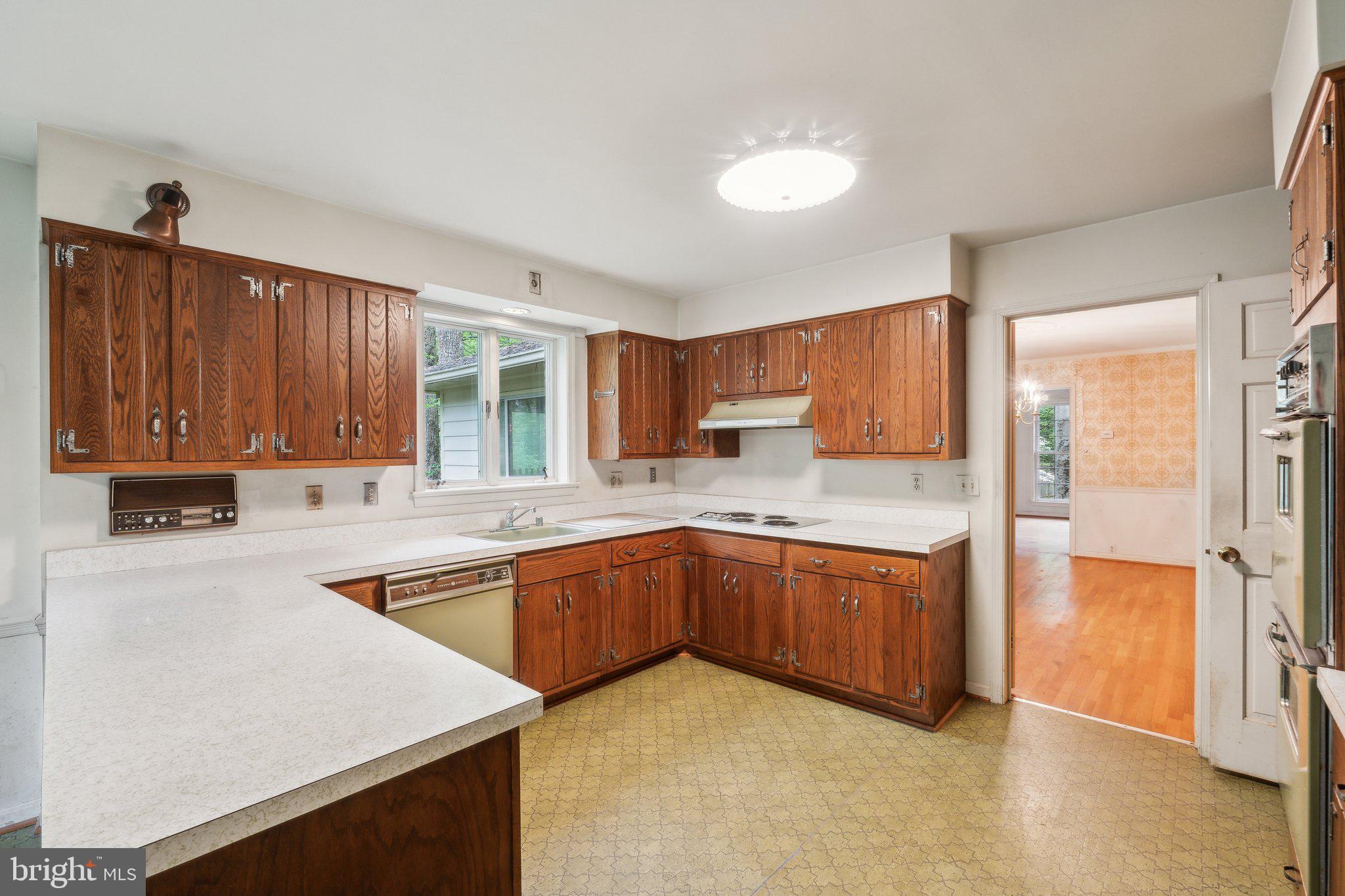 RIVER FALLS - Residential
