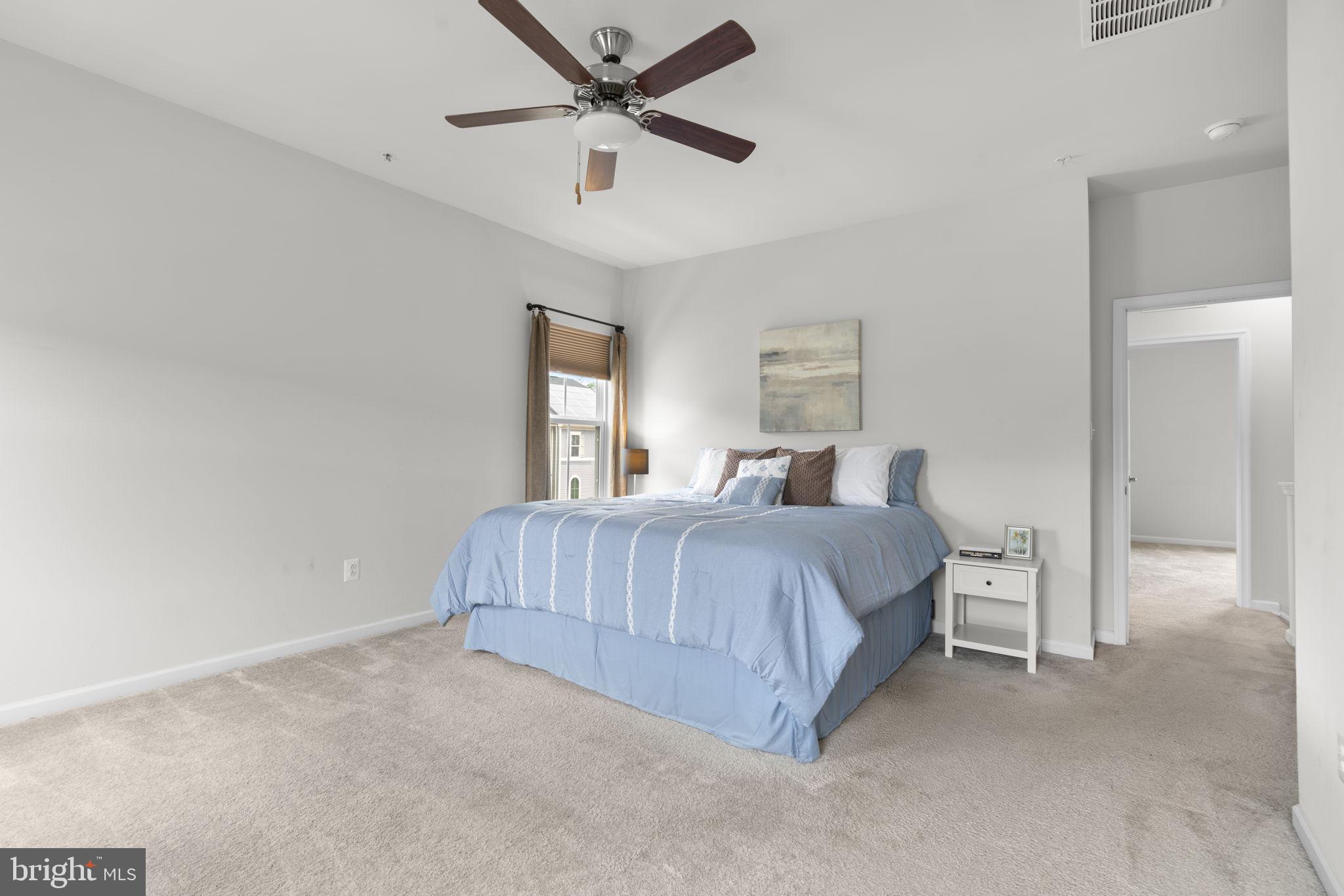 CREEKSIDE VILLAGE - Residential