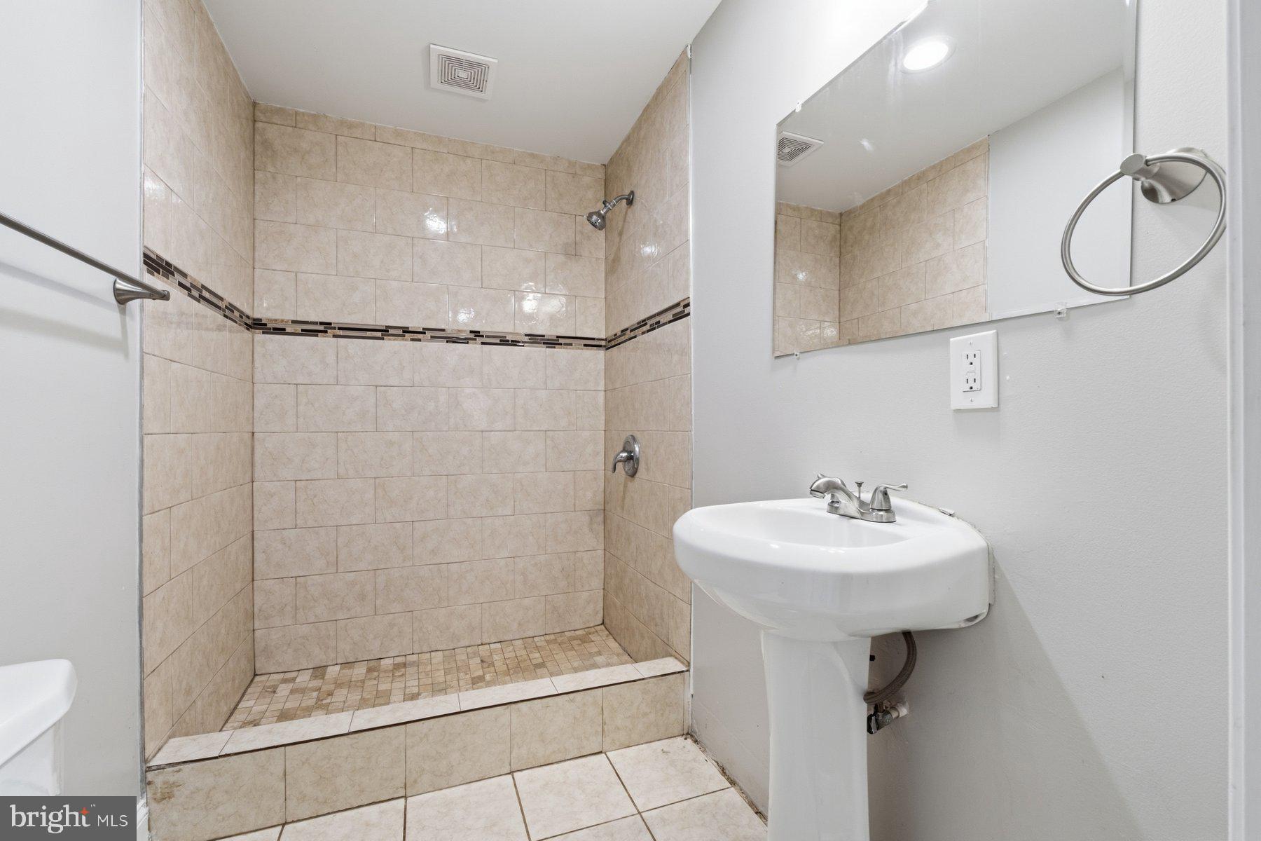 THE WOODLANDS - Residential