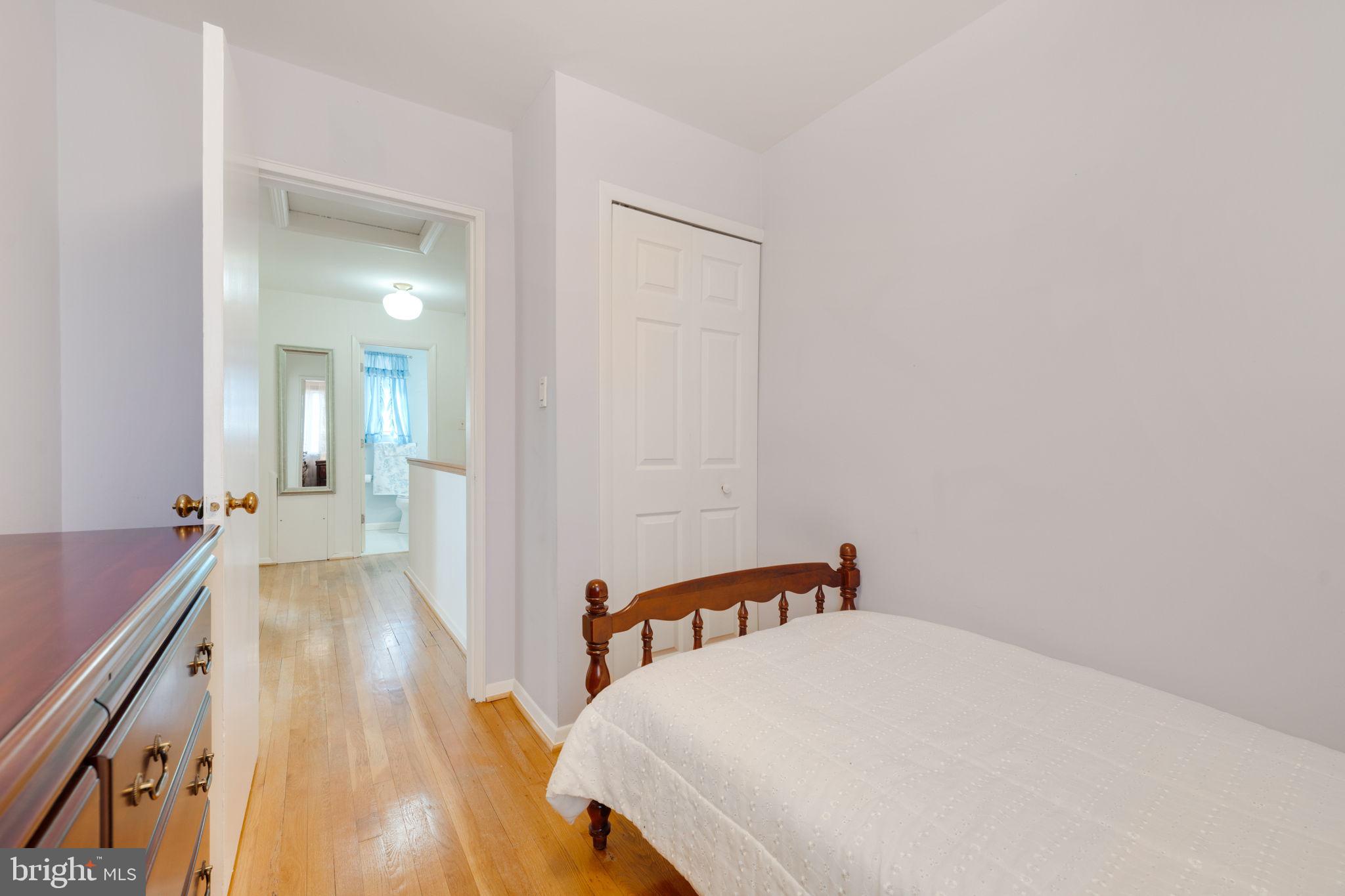 BARCROFT - Residential