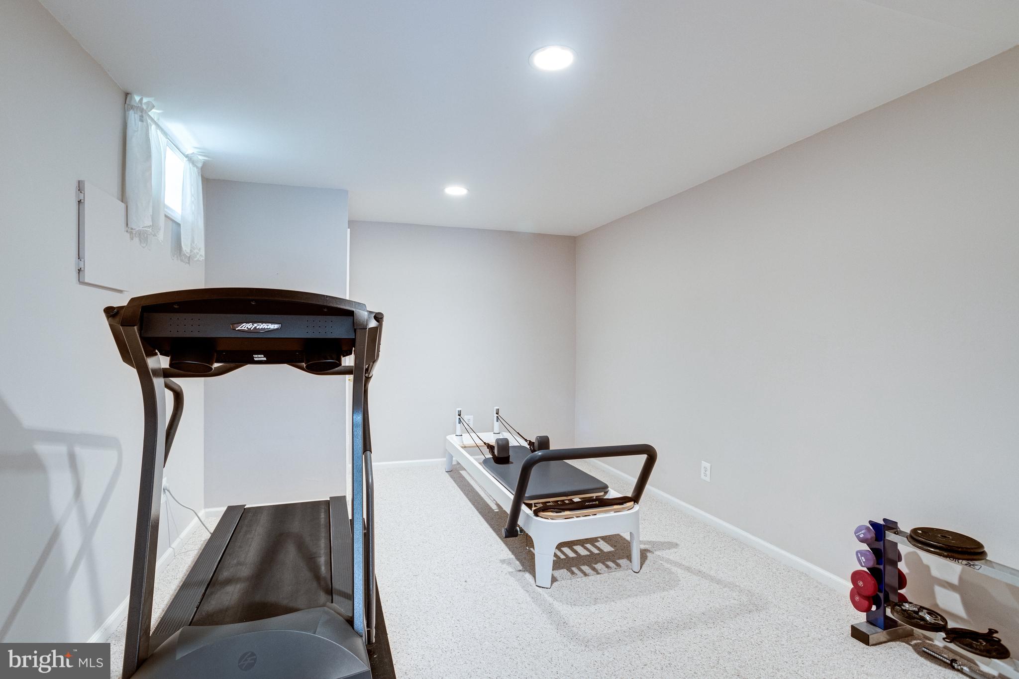 WALNUT ACRES - Residential