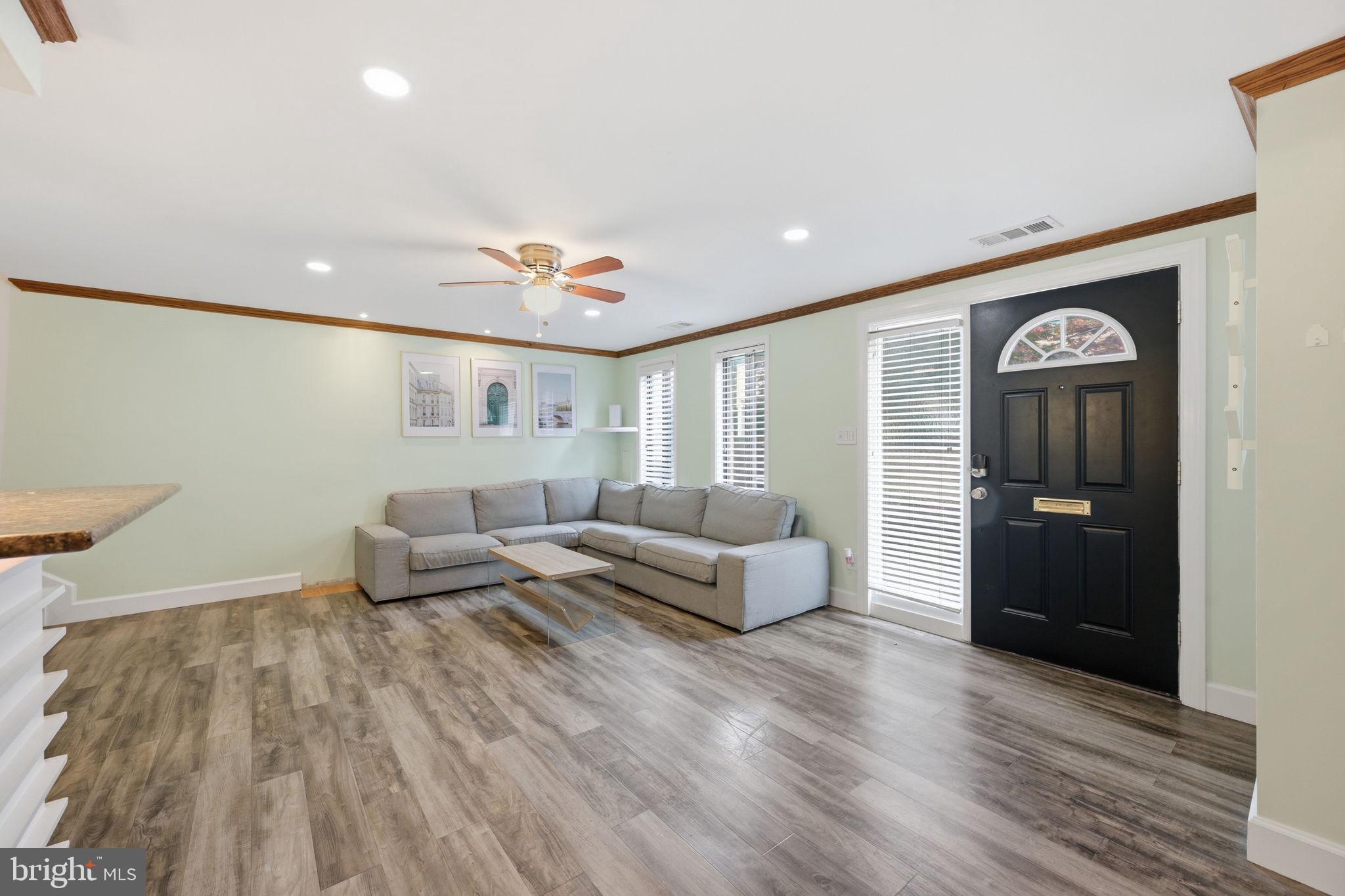 THOMAS CHOICE WEST - Residential