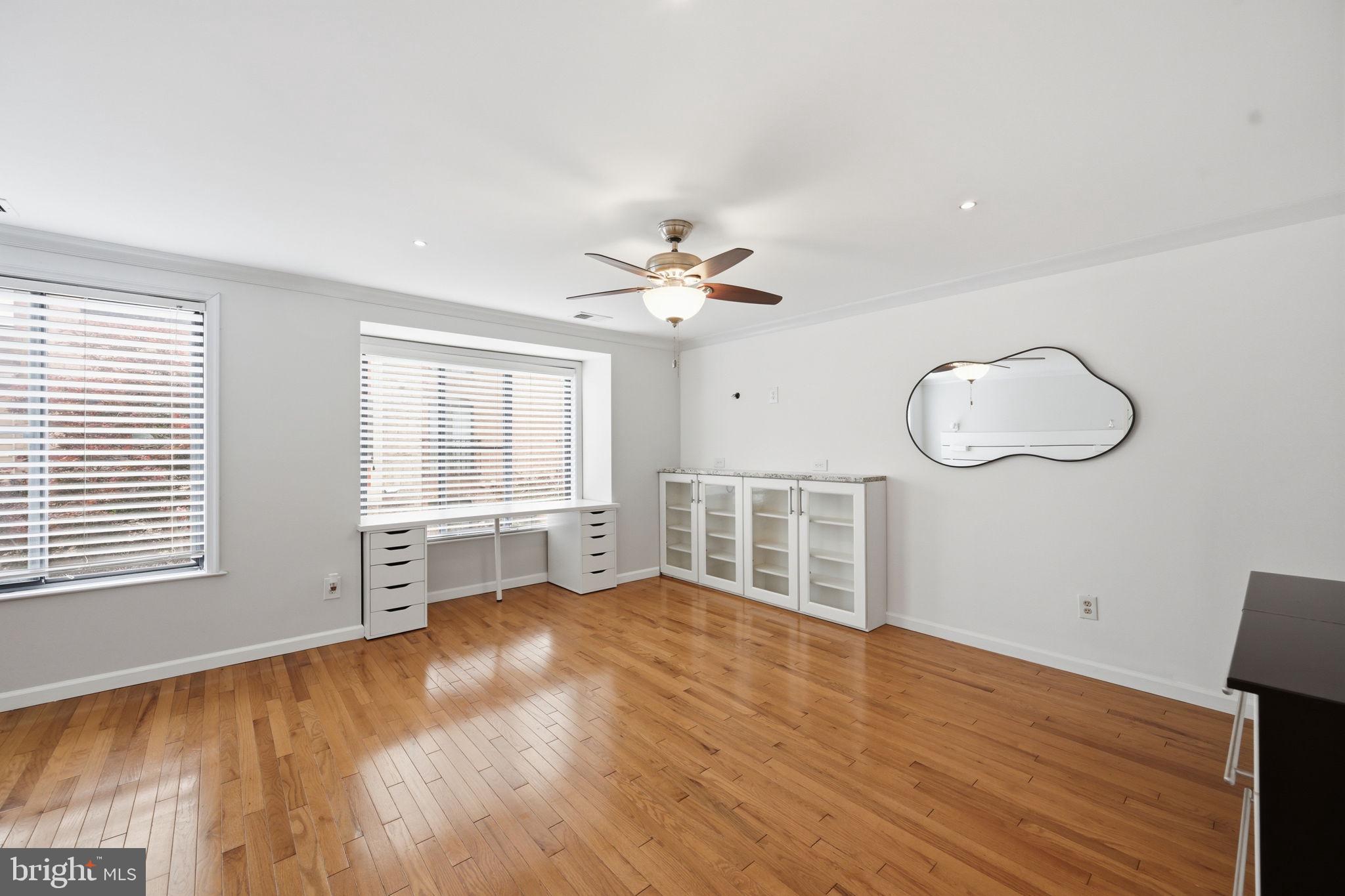 THOMAS CHOICE WEST - Residential