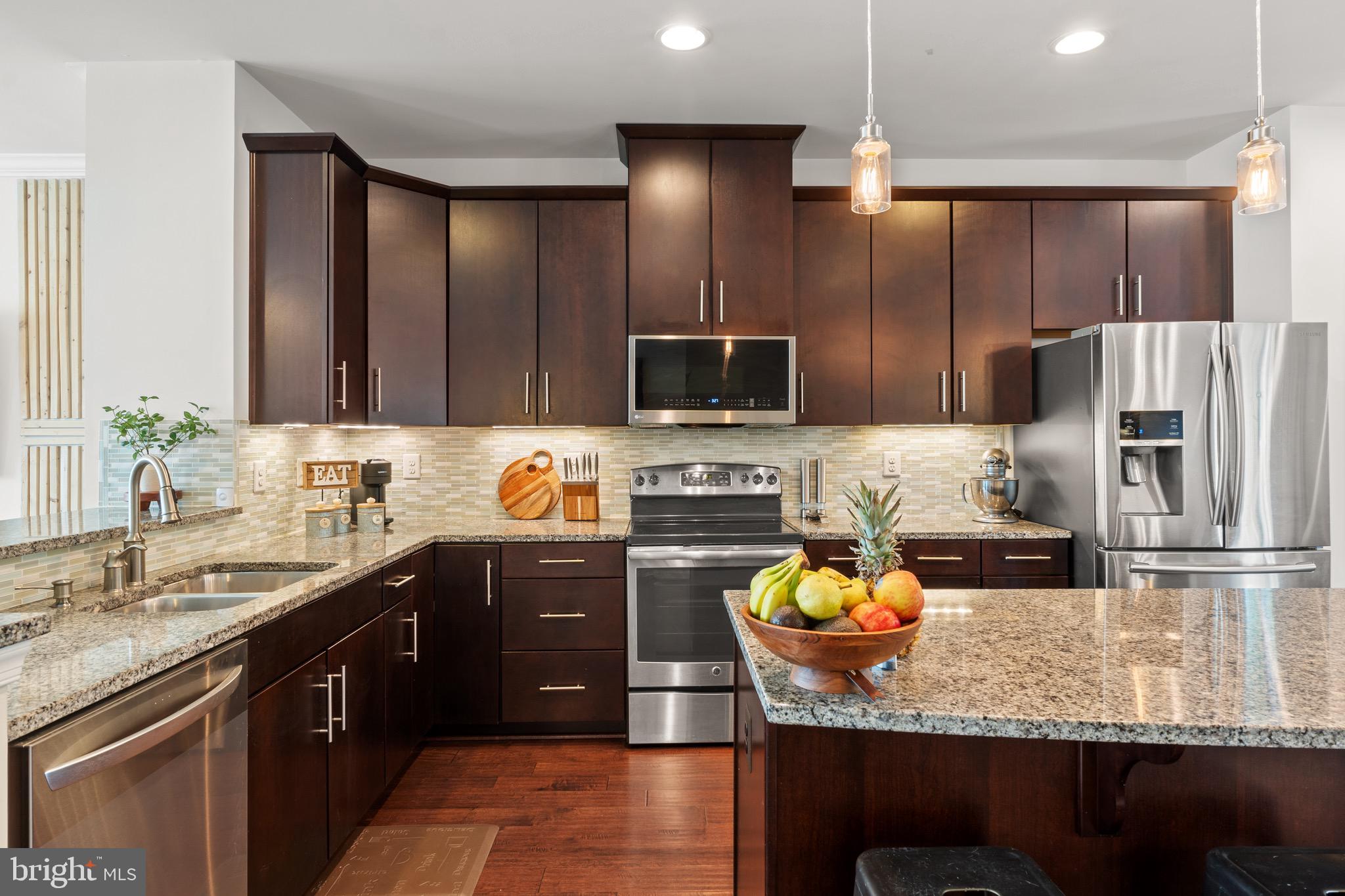 WATERFORD HILLS - Residential