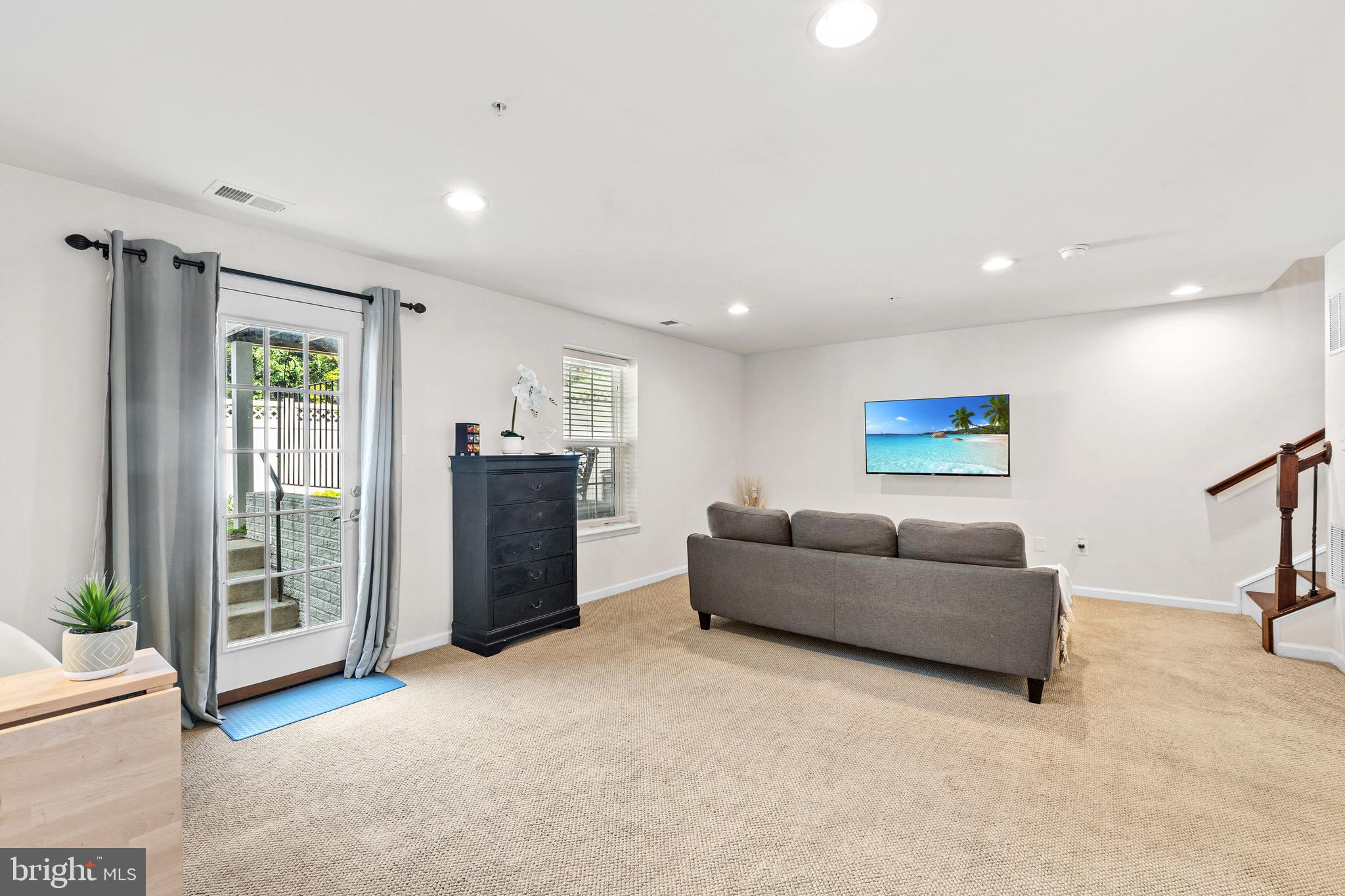 WATERFORD HILLS - Residential