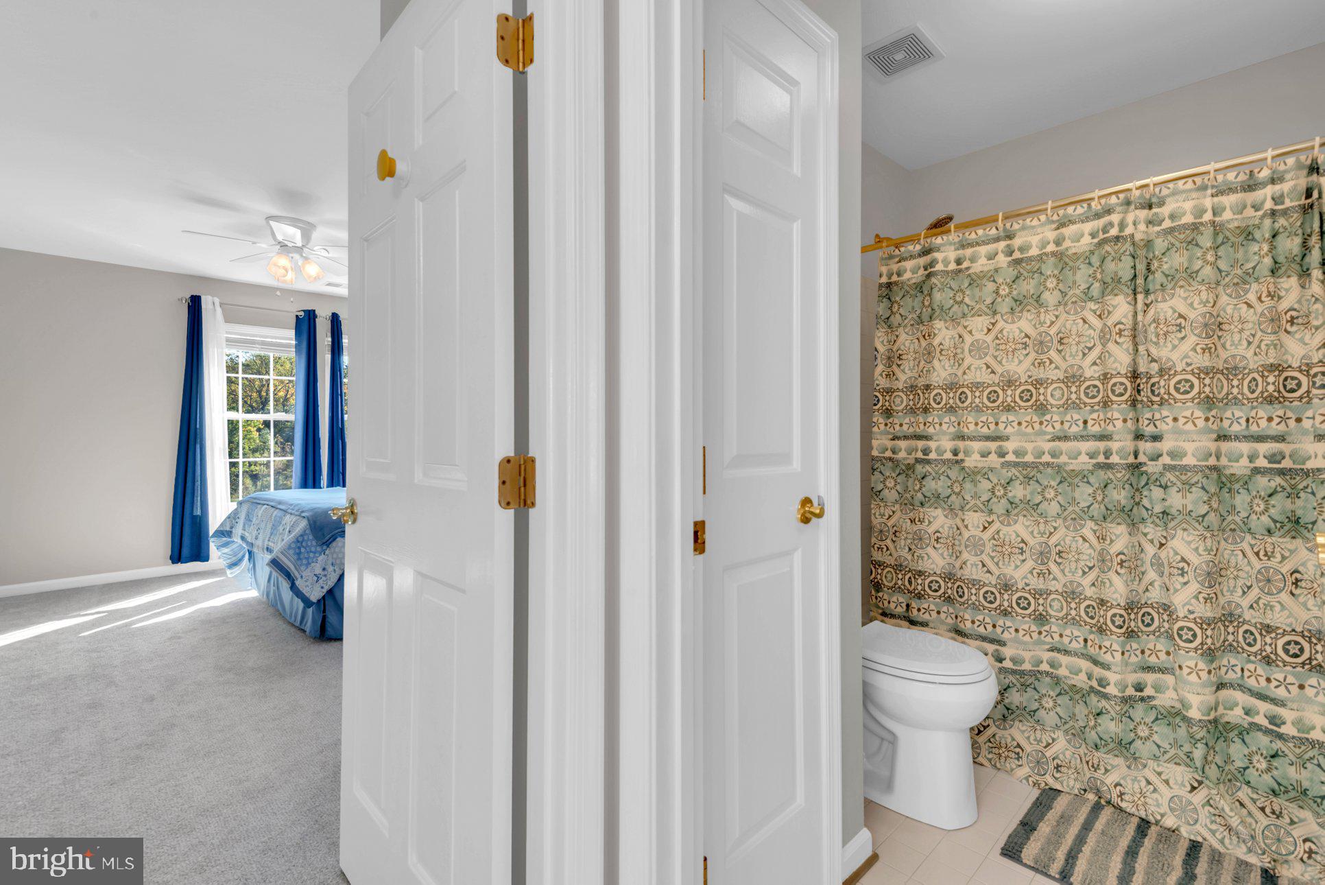 QUINCE ORCHARD PARK - Residential