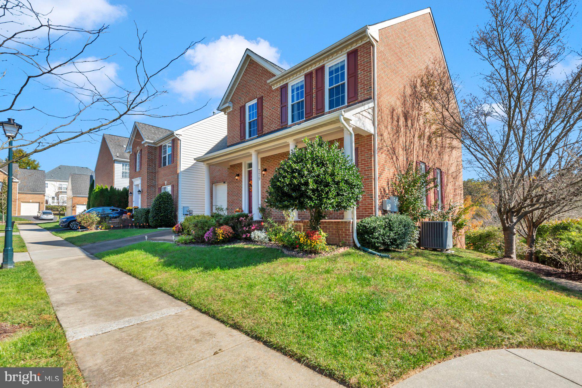 QUINCE ORCHARD PARK - Residential