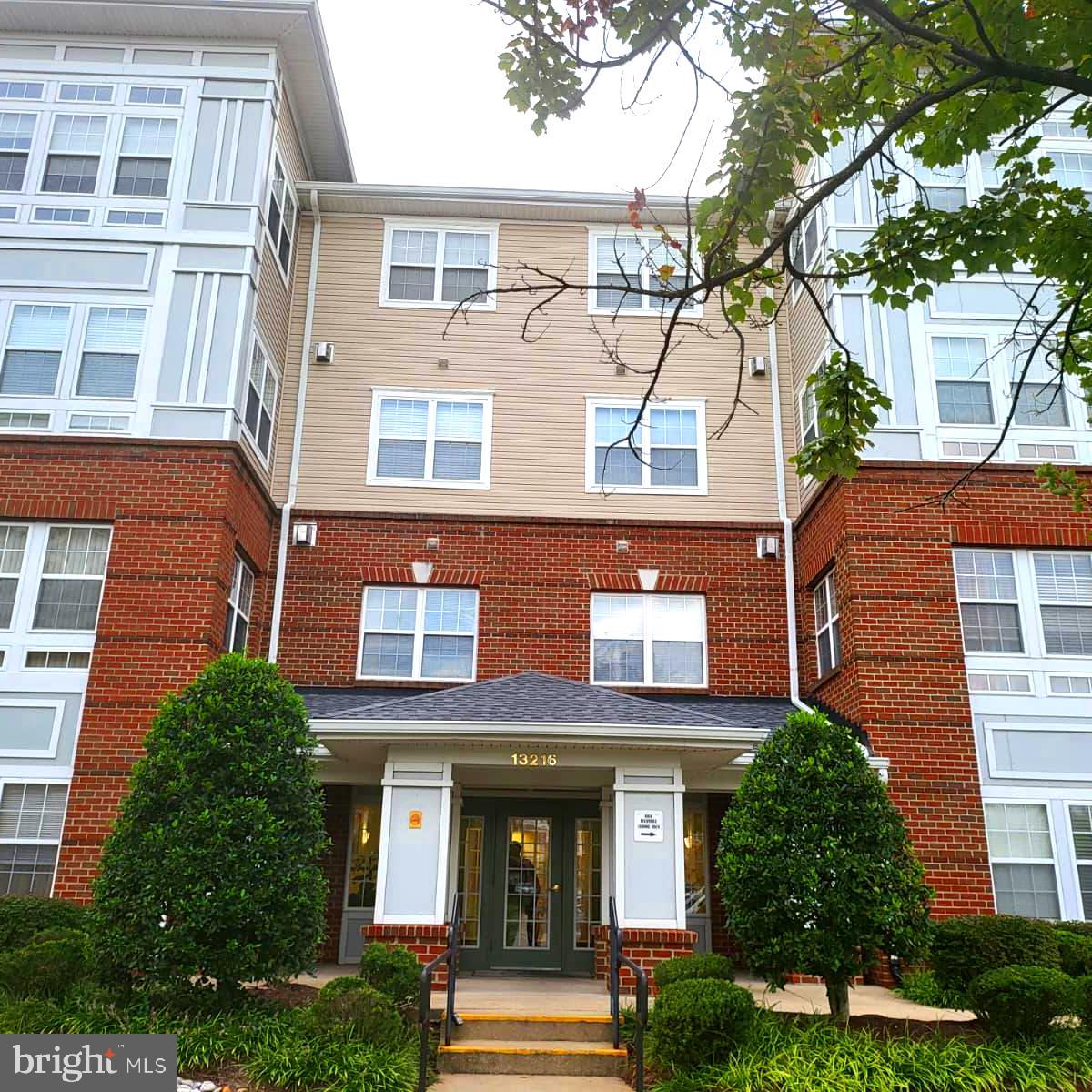 CAMERON GROVE - Residential