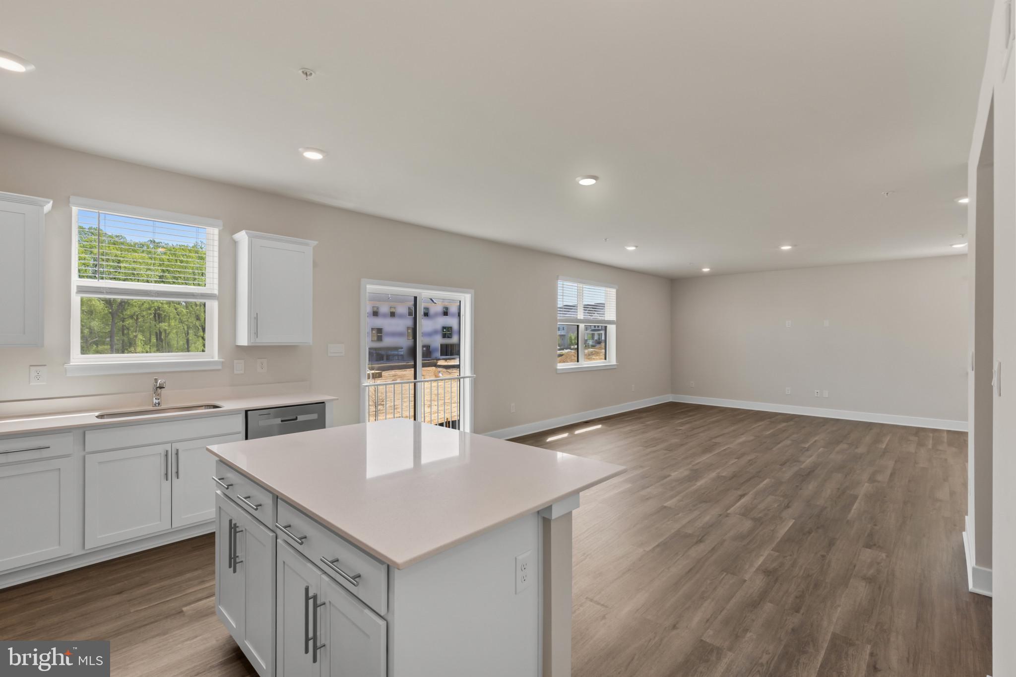 WATERMARK AT WESTPHALIA TOWN CENTER - Residential