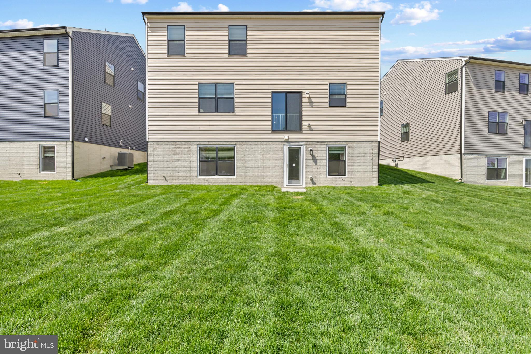 WATERMARK AT WESTPHALIA TOWN CENTER - Residential