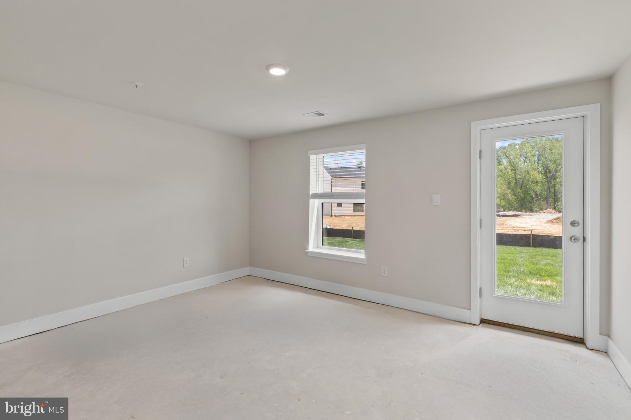 WATERMARK AT WESTPHALIA TOWN CENTER - Residential