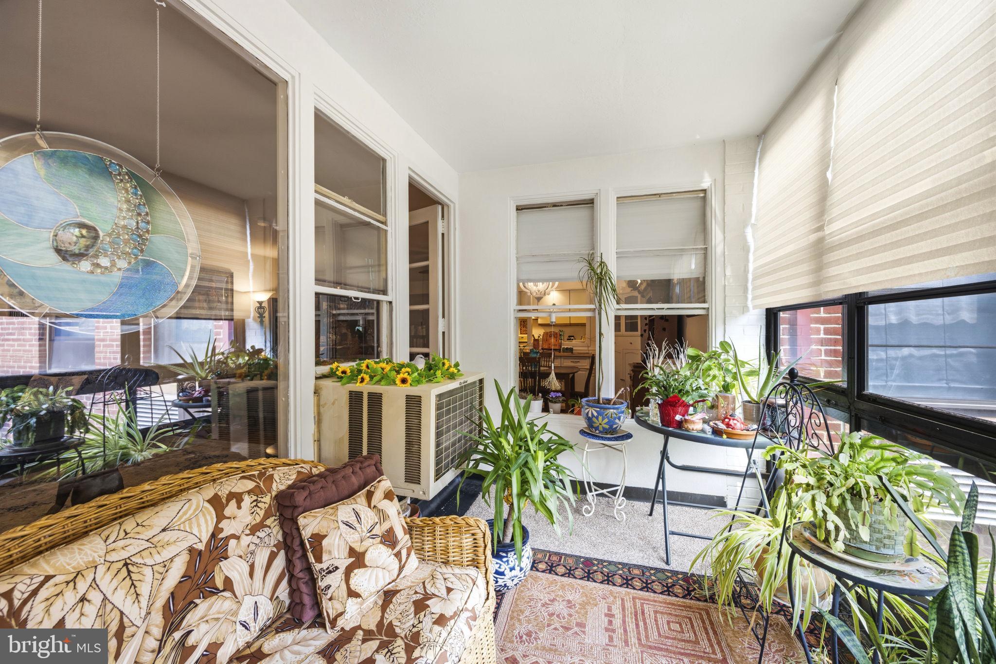 WILDMAN ARMS - Residential