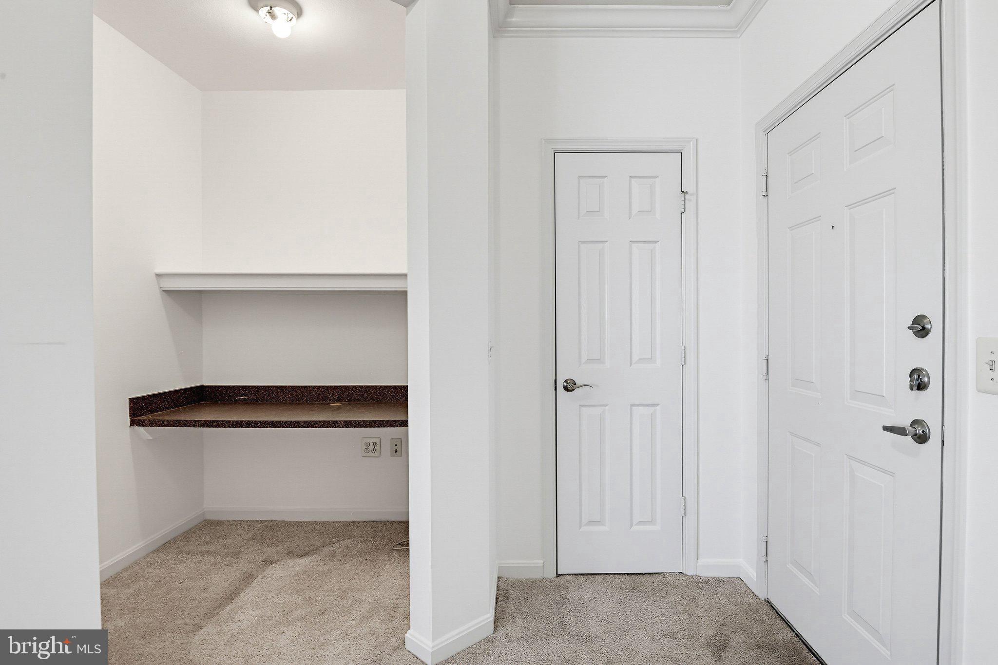 MARQUIS AT VIENNA STATION - Residential