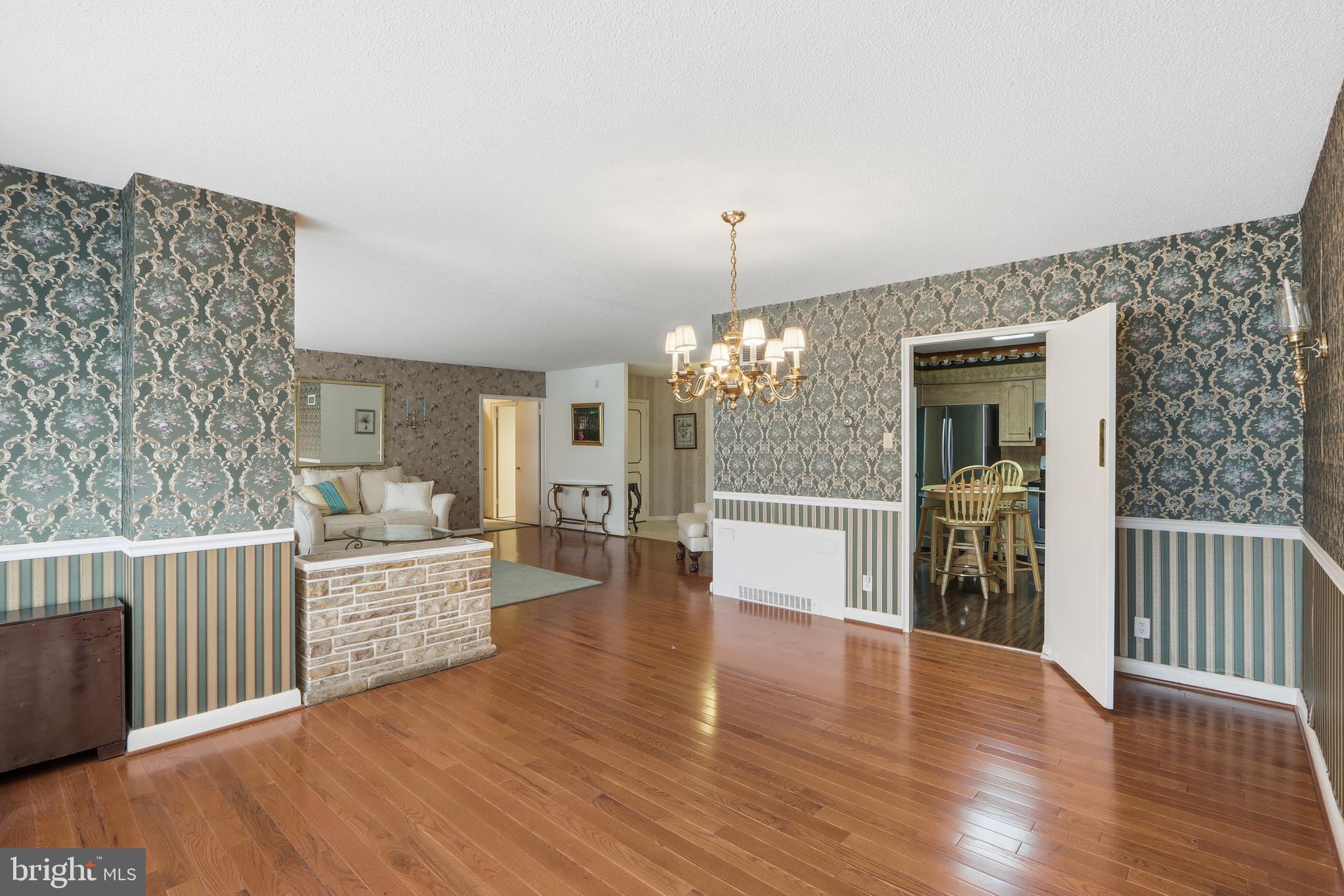 UPPER PARK HEIGHTS - Residential