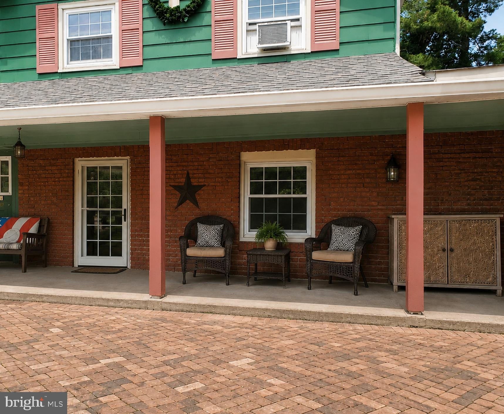 VALLEYWOOD - Residential