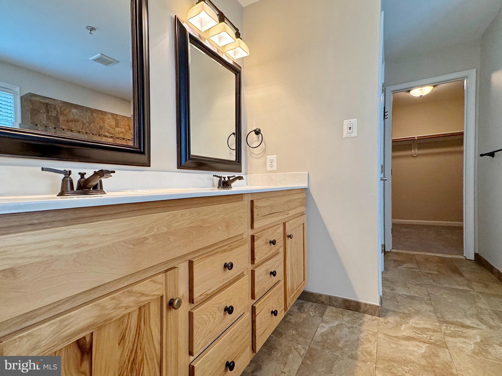 BENEDICT FARMS - Residential