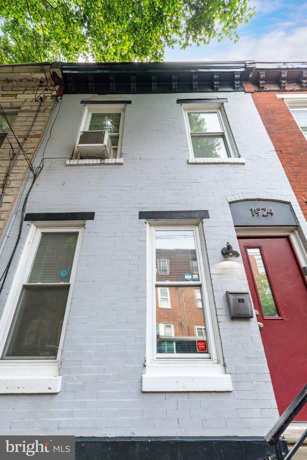 EAST KENSINGTON - Residential