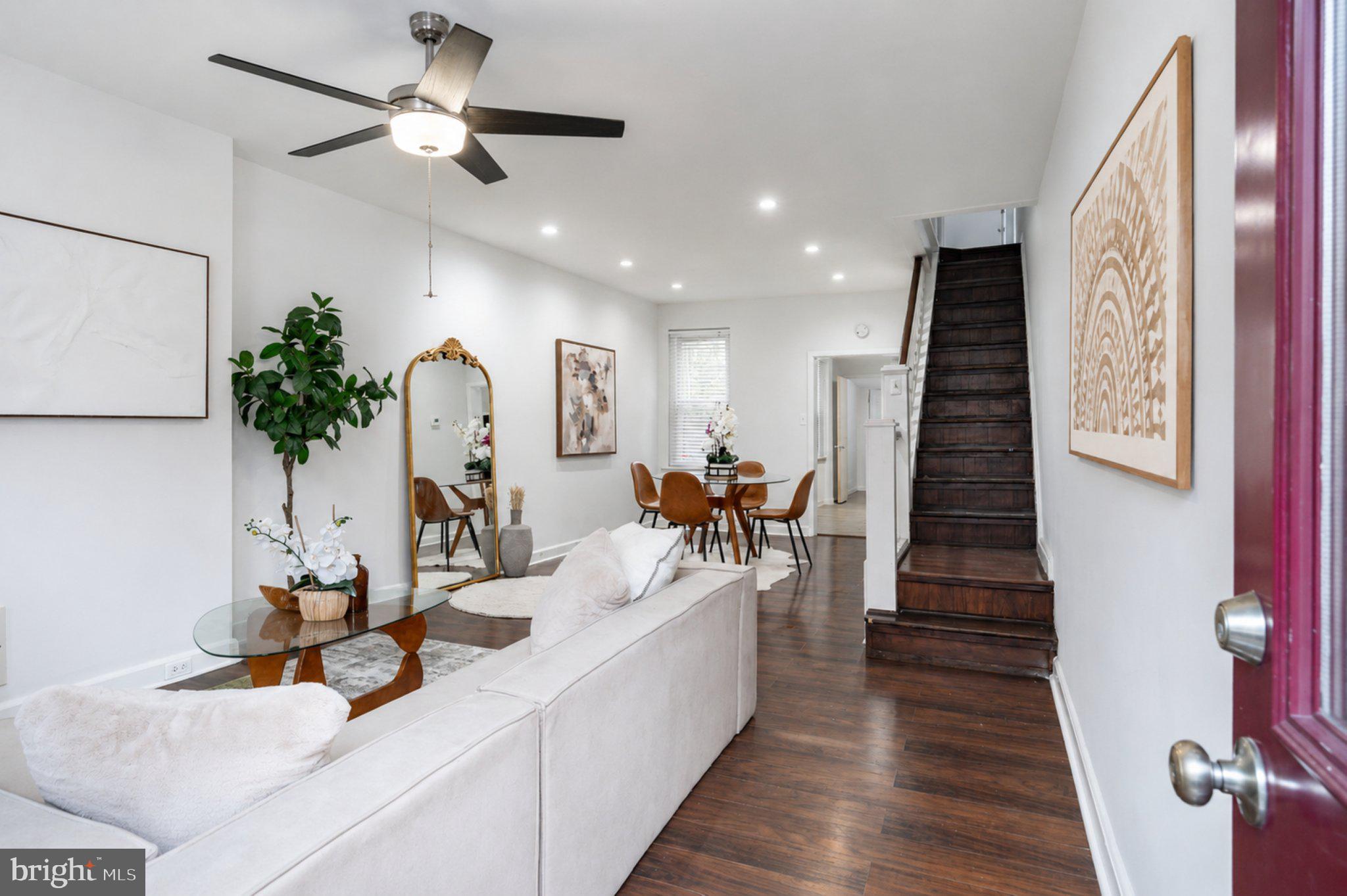 EAST KENSINGTON - Residential