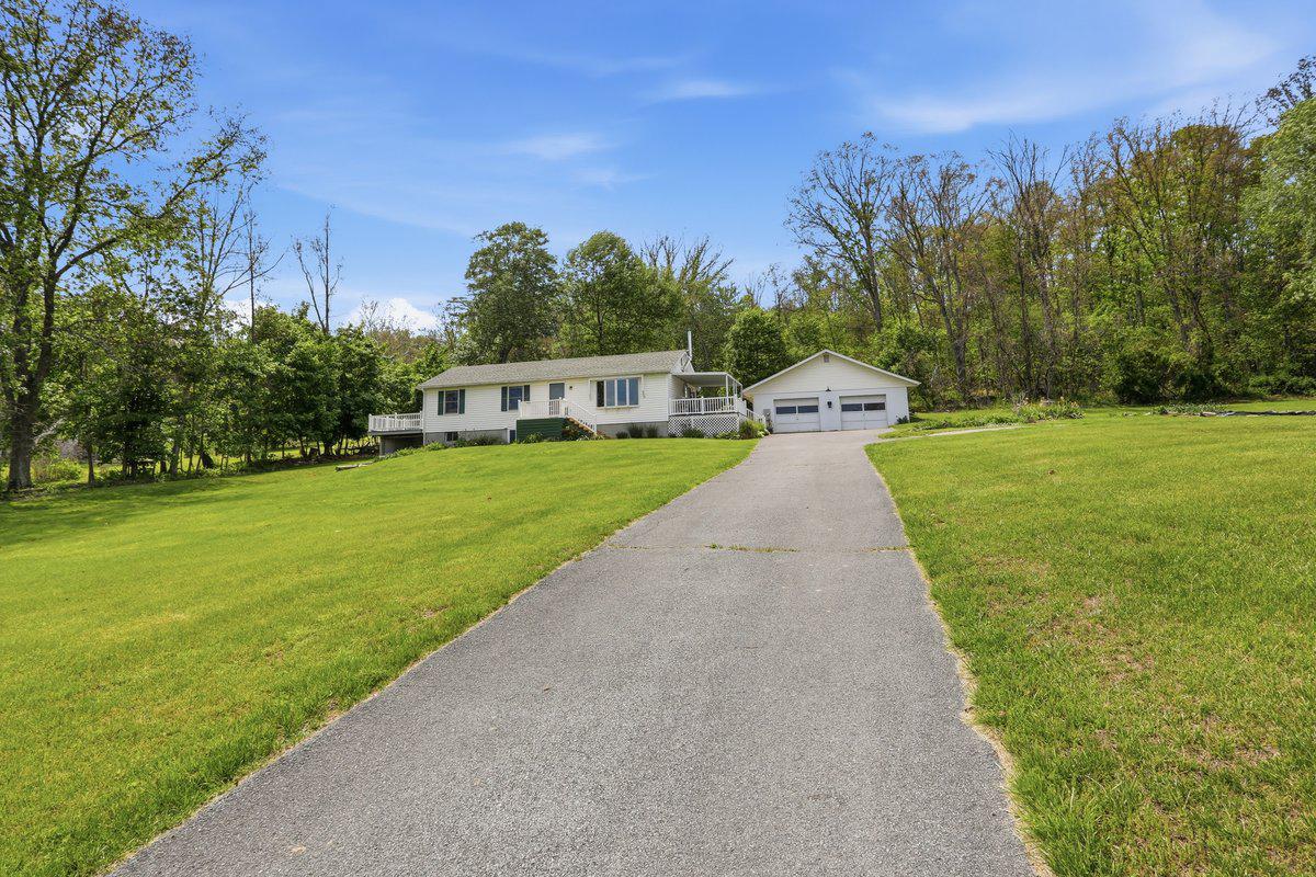 HEDGESVILLE - Residential
