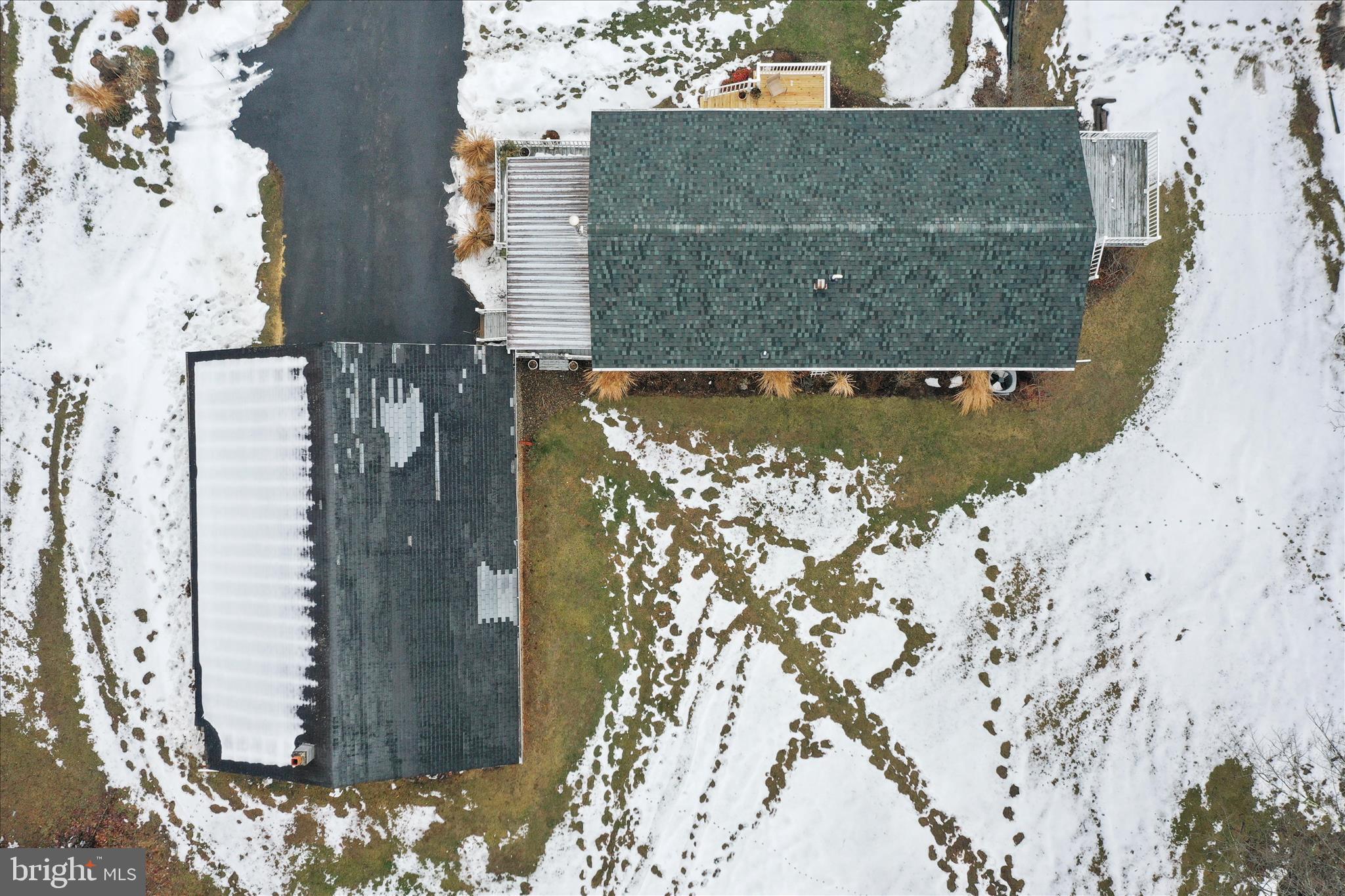 HEDGESVILLE - Residential