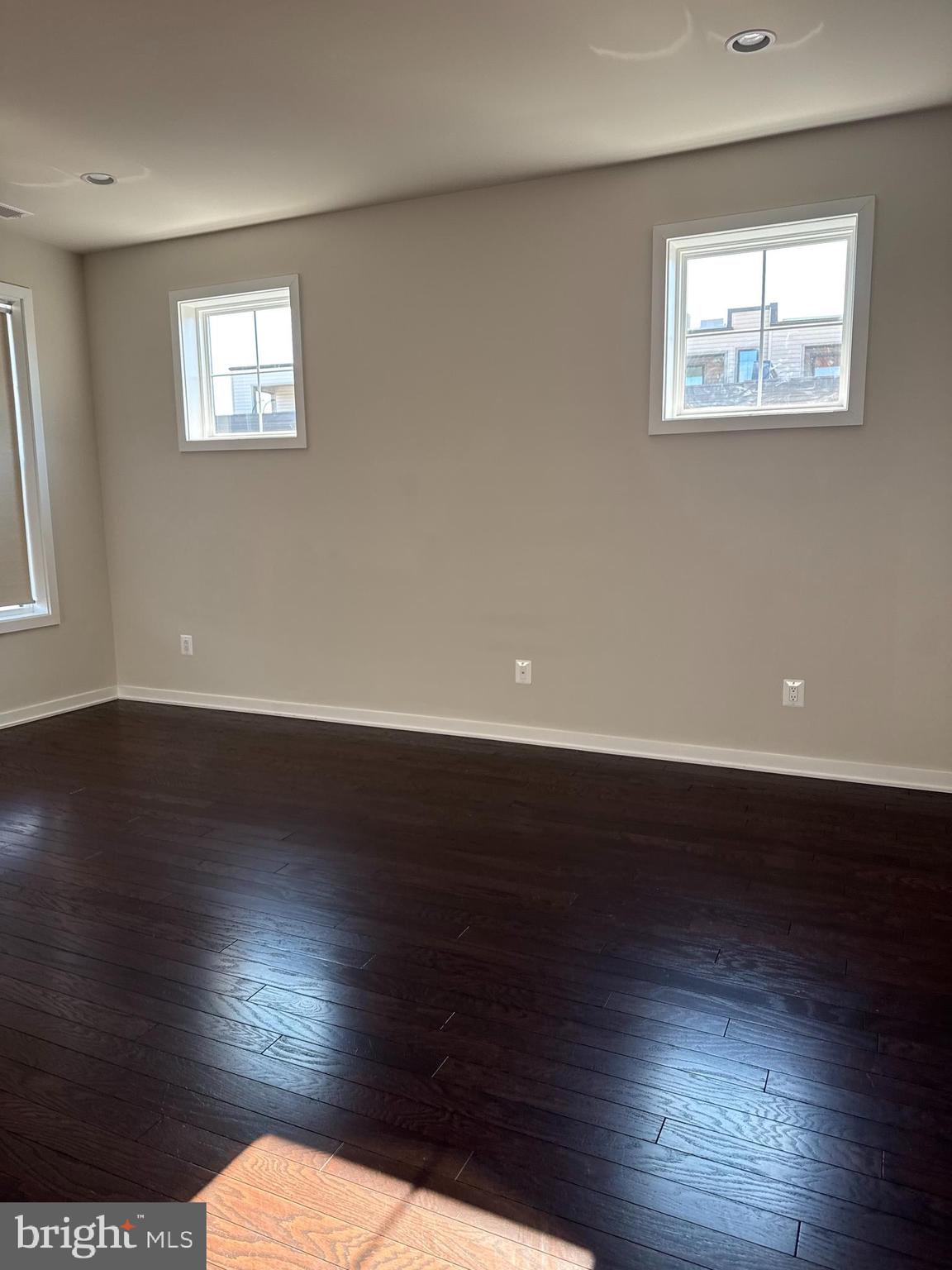 MOOREFIELD - Residential Lease