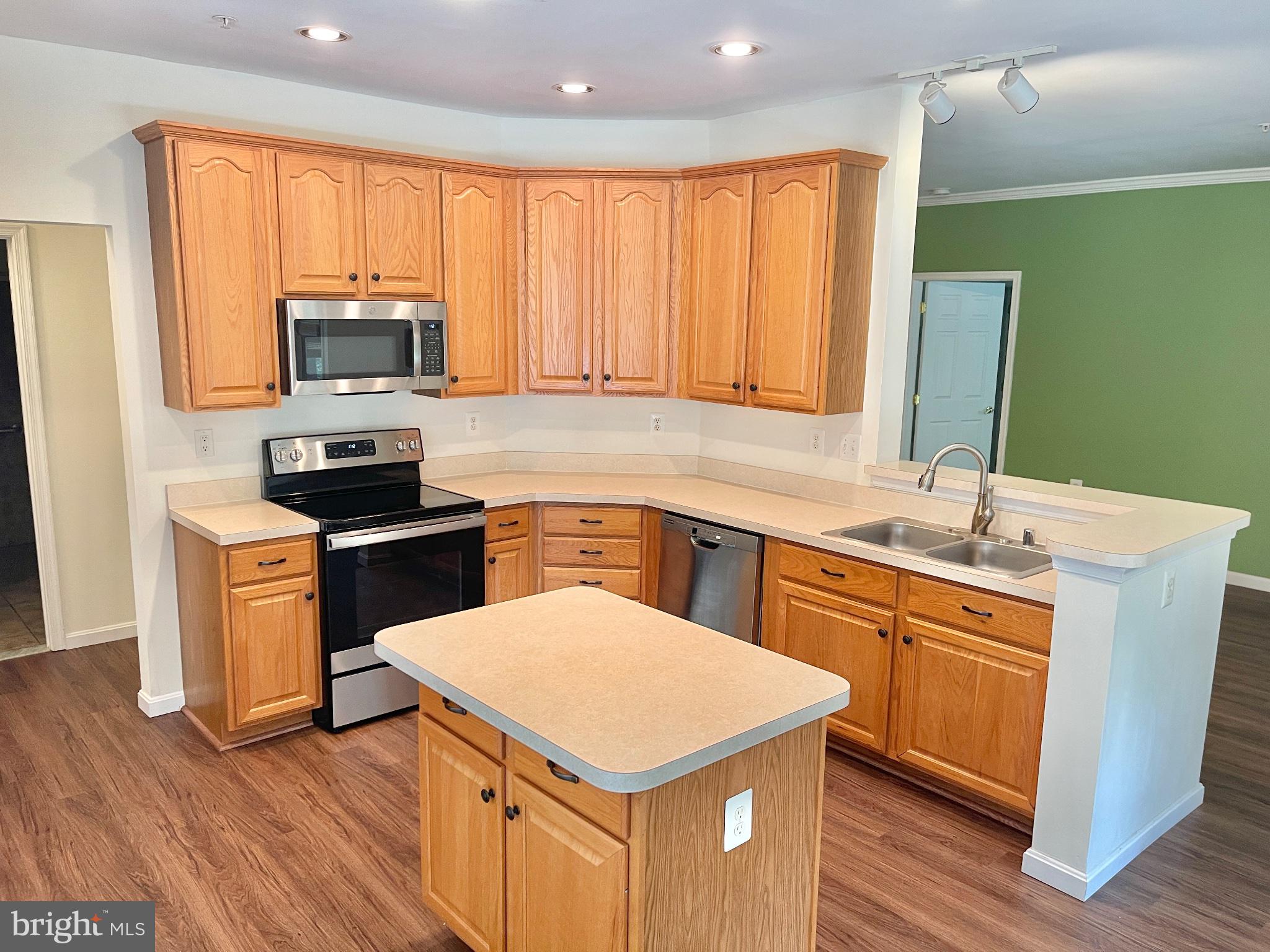 GREENHAVEN - Residential