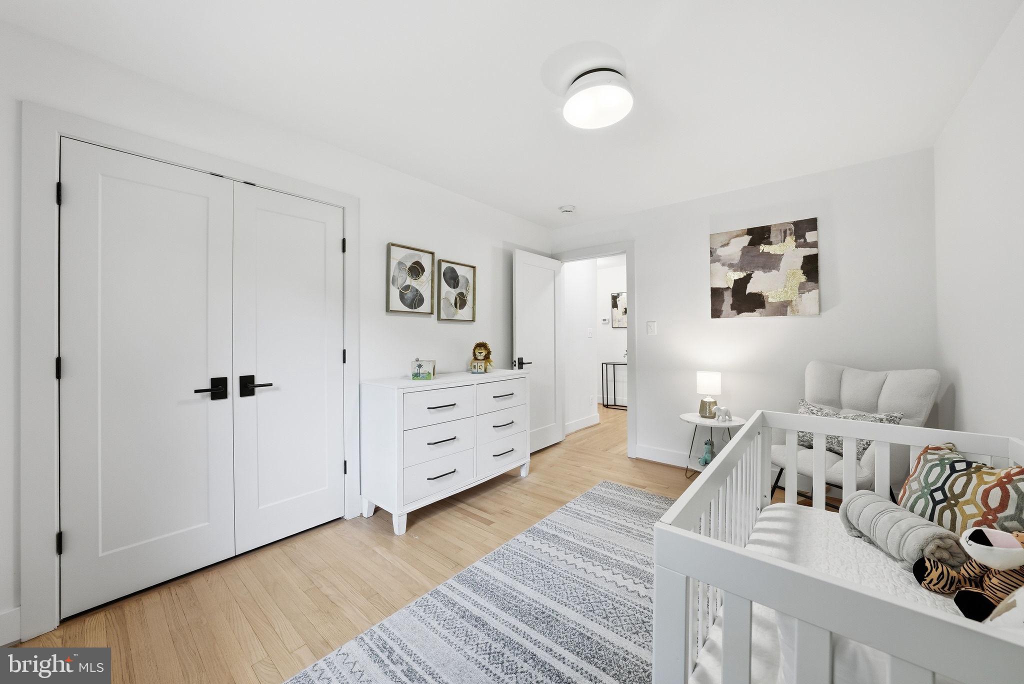 LORCOM GROVE - Residential