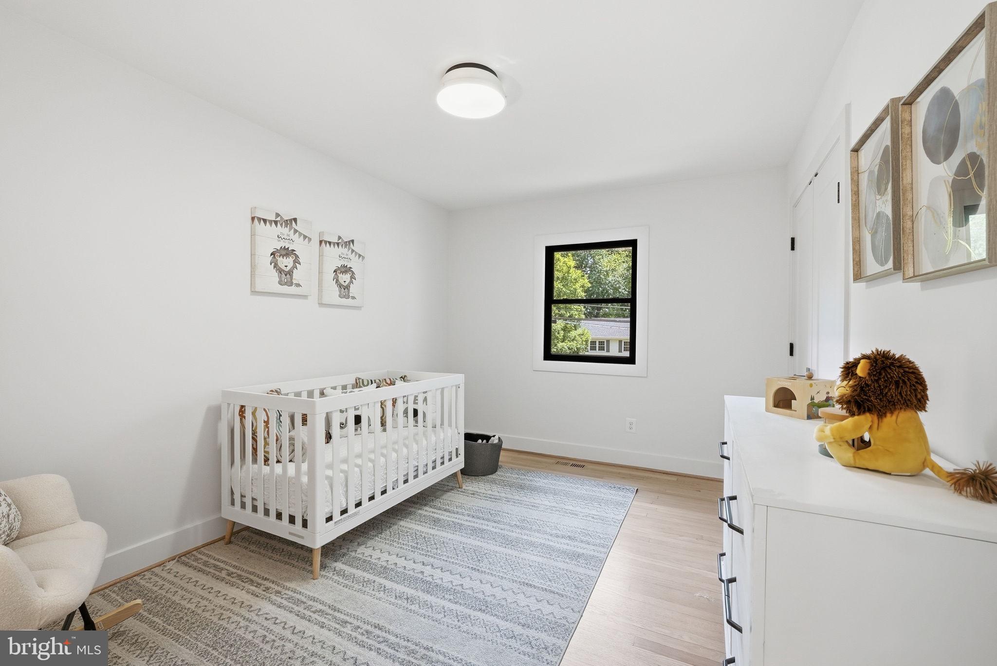 LORCOM GROVE - Residential