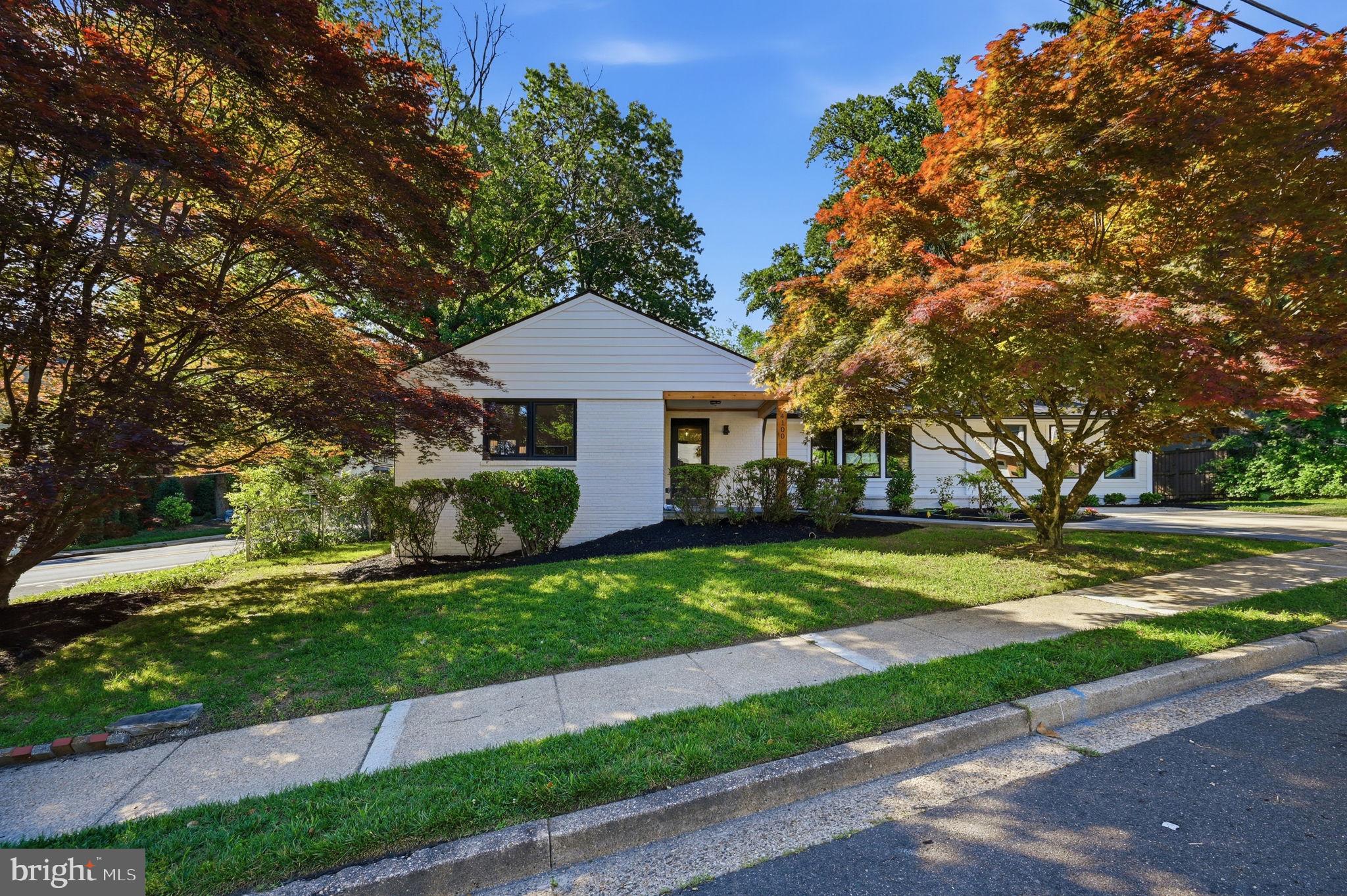 LORCOM GROVE - Residential