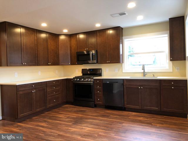 TWINBROOK - Residential Lease