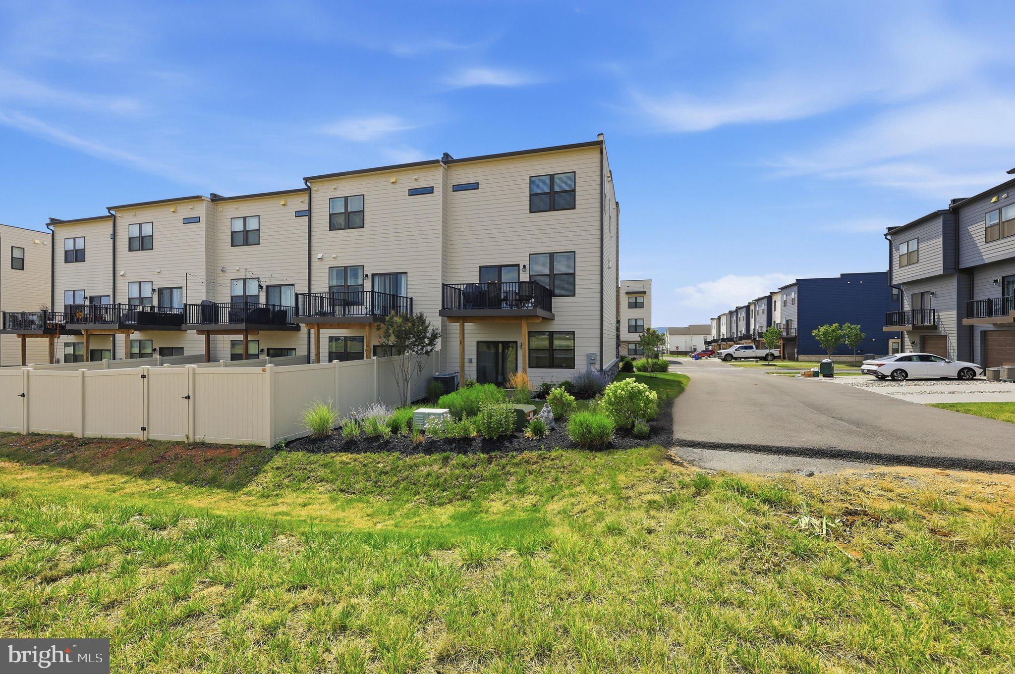 RENN QUARTER - Residential