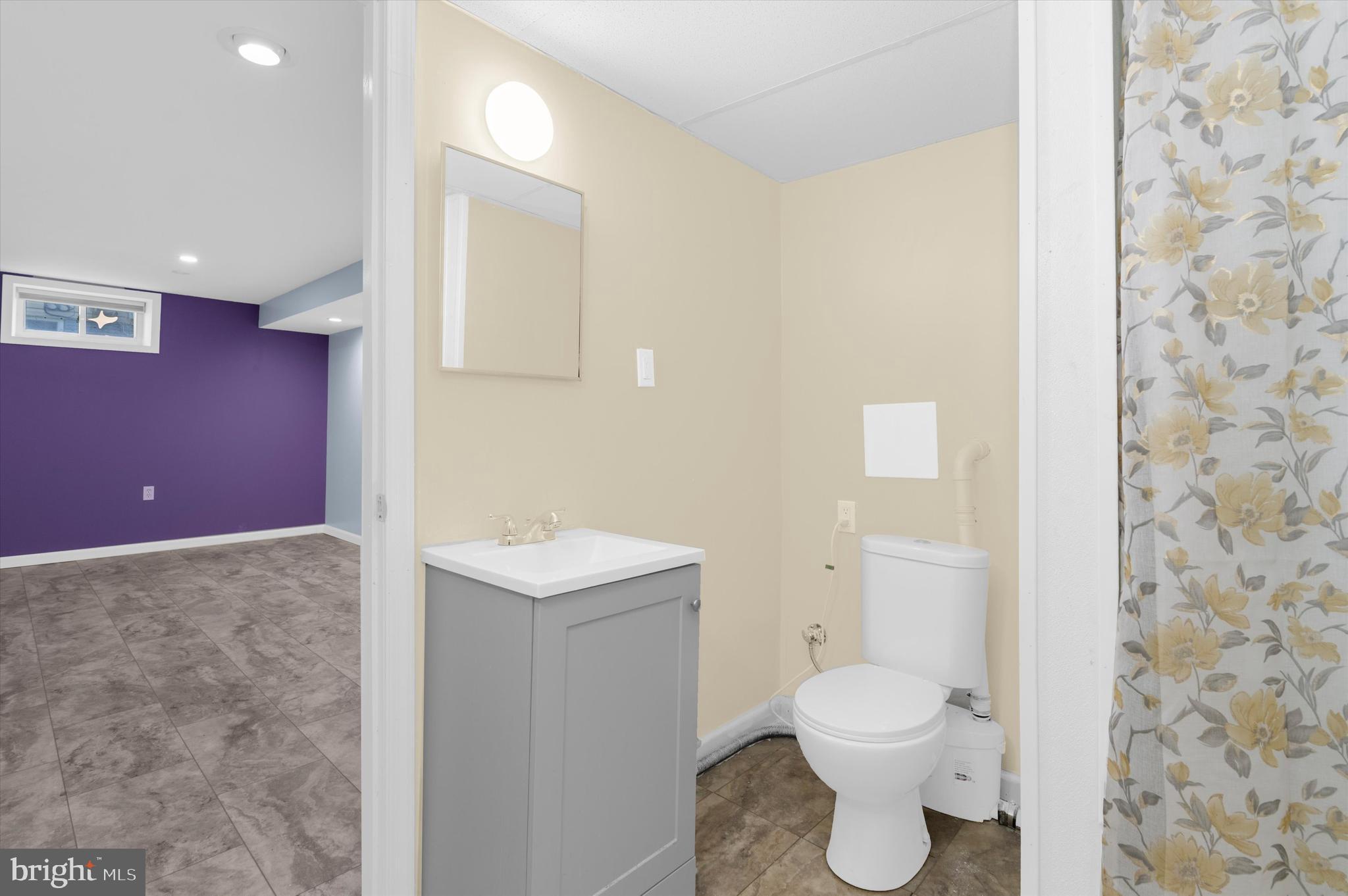 SUBURBIA - Residential