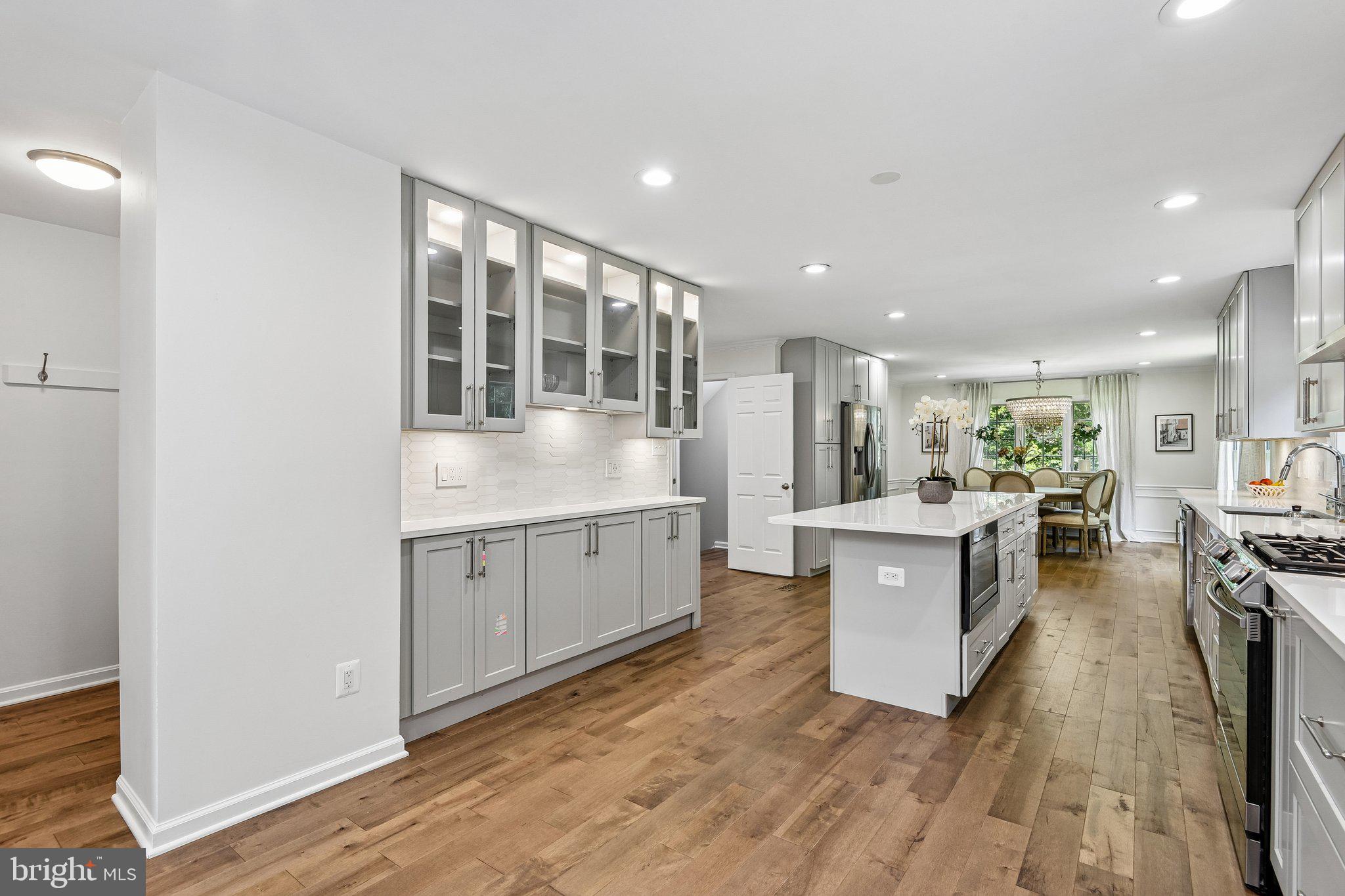 TAJ THE - Residential