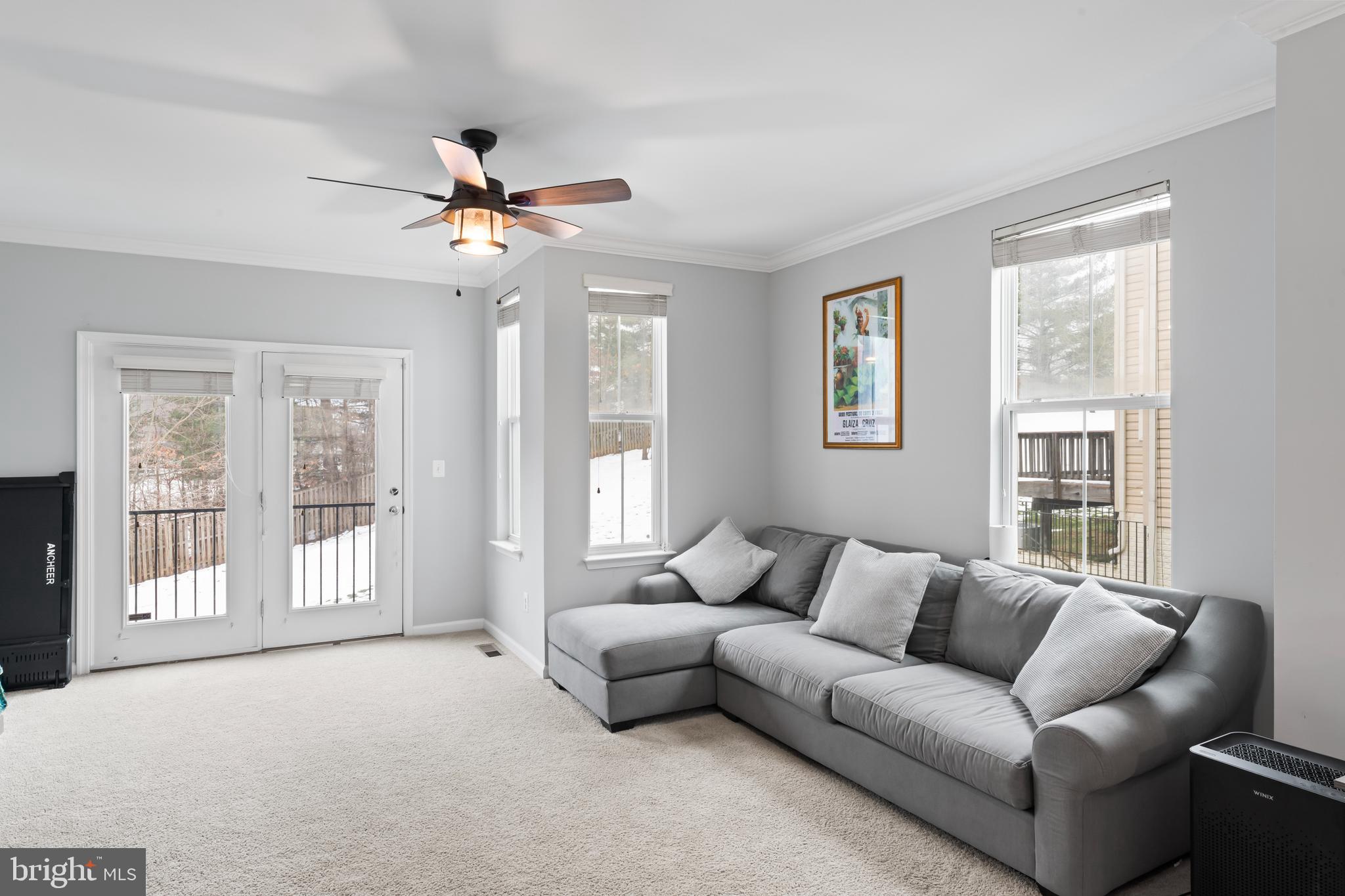 RIVER OAKS - Residential