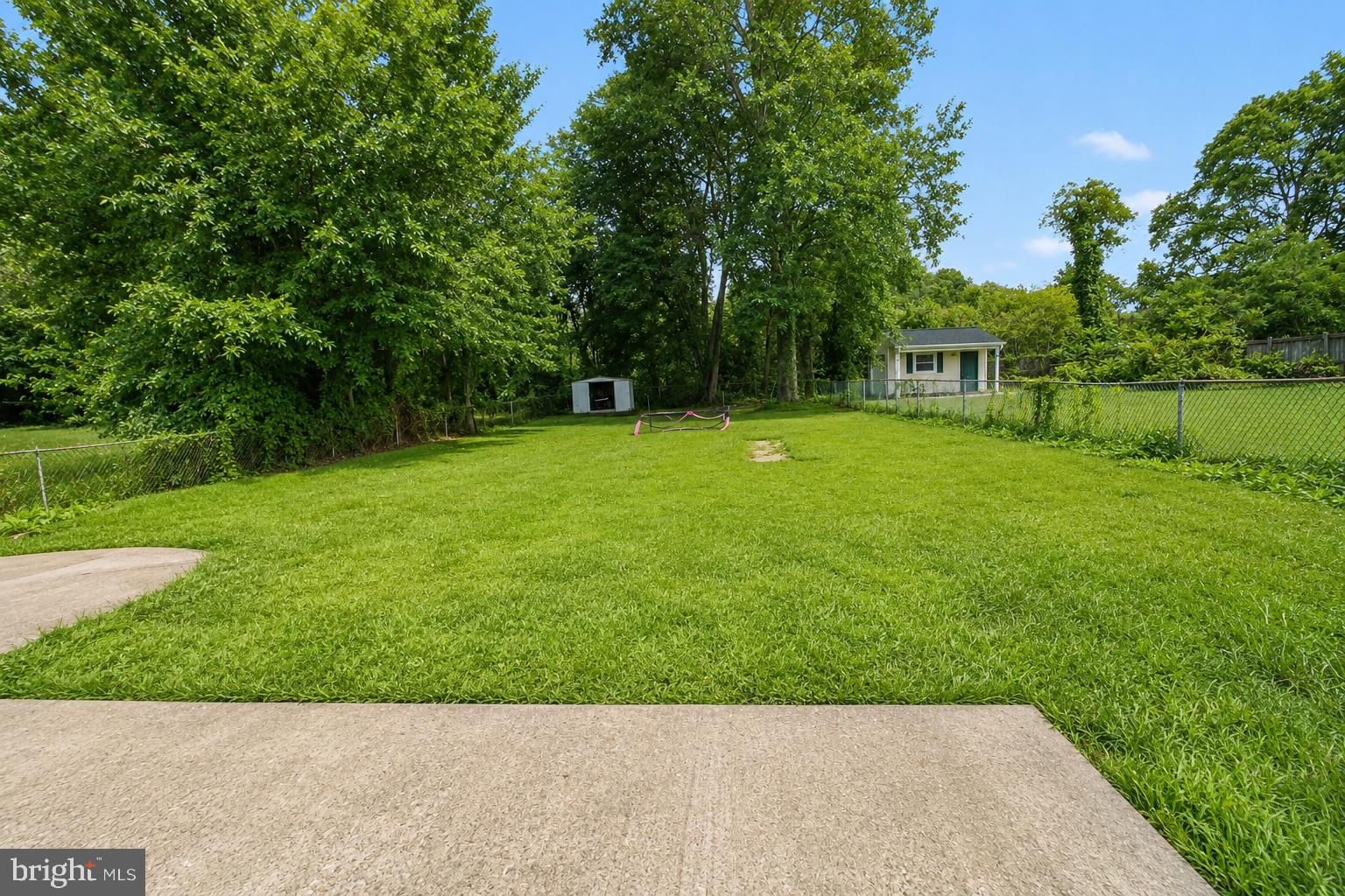 POWHATAN BEACH - Residential