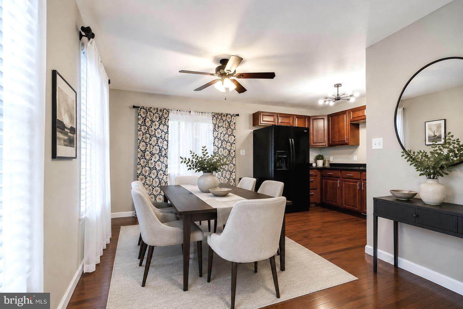 POWHATAN BEACH - Residential