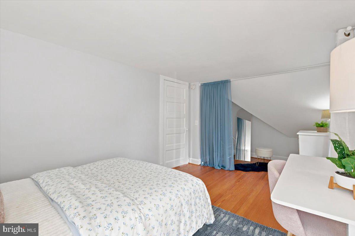 OAKCREST - Residential