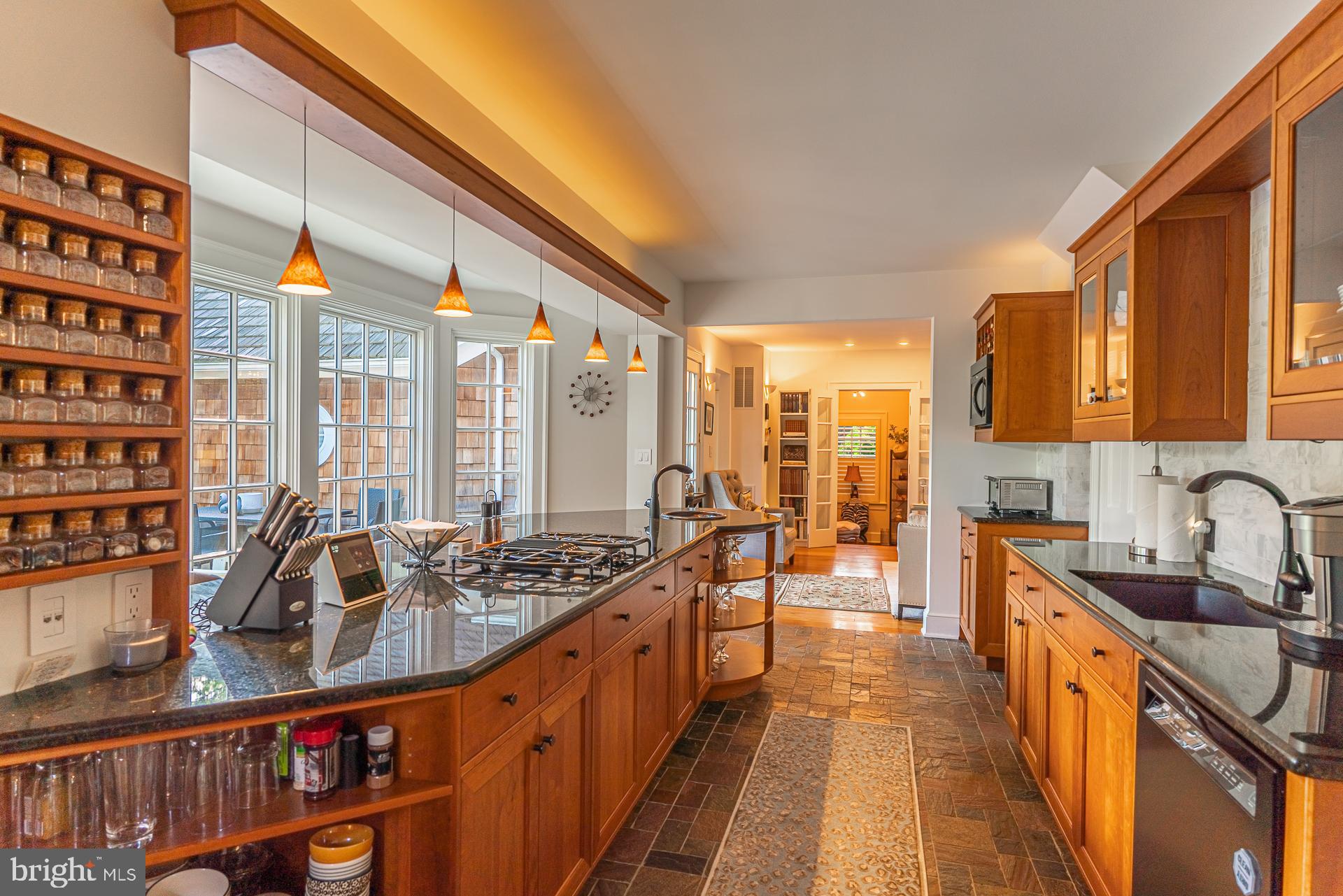 BROADMONT - Residential