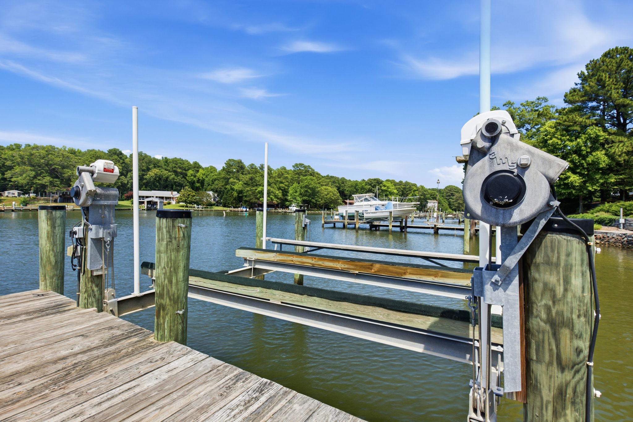HARBOR LIGHT BEACH - Residential