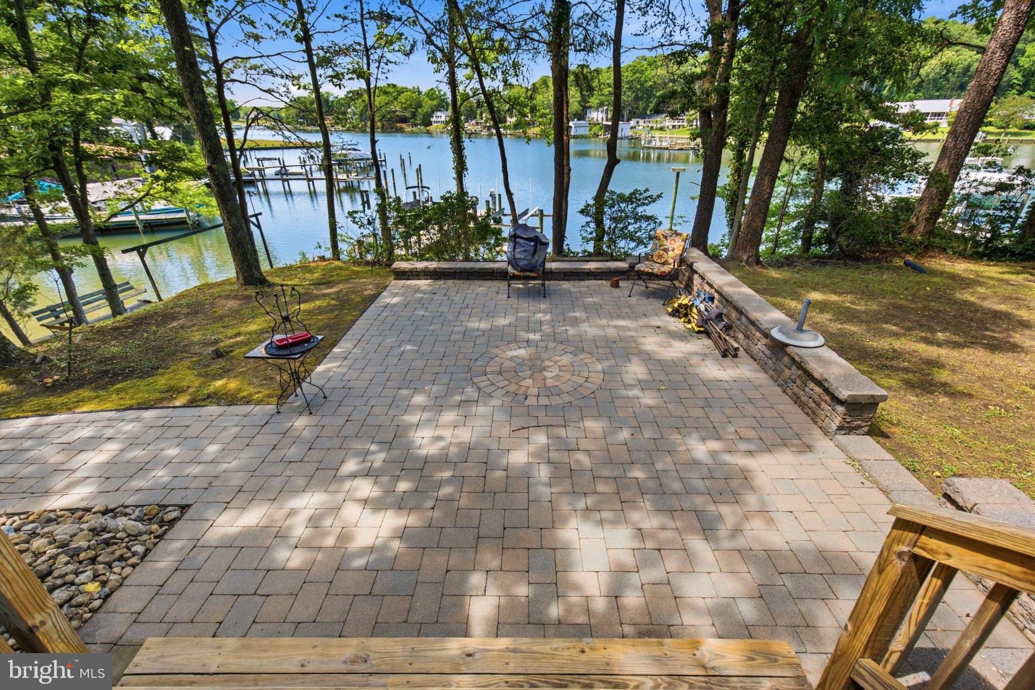 HARBOR LIGHT BEACH - Residential