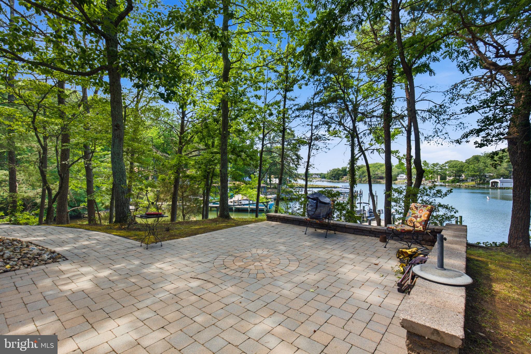 HARBOR LIGHT BEACH - Residential