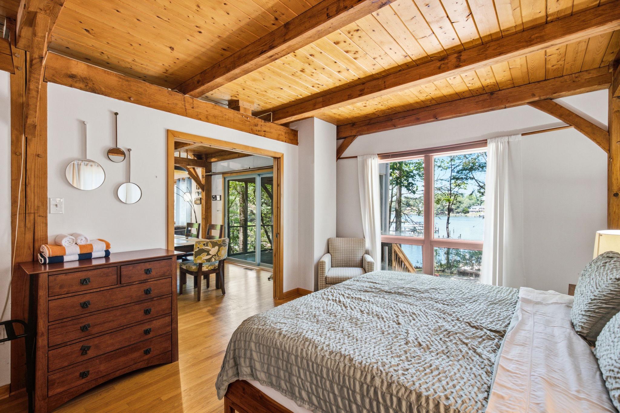 HARBOR LIGHT BEACH - Residential