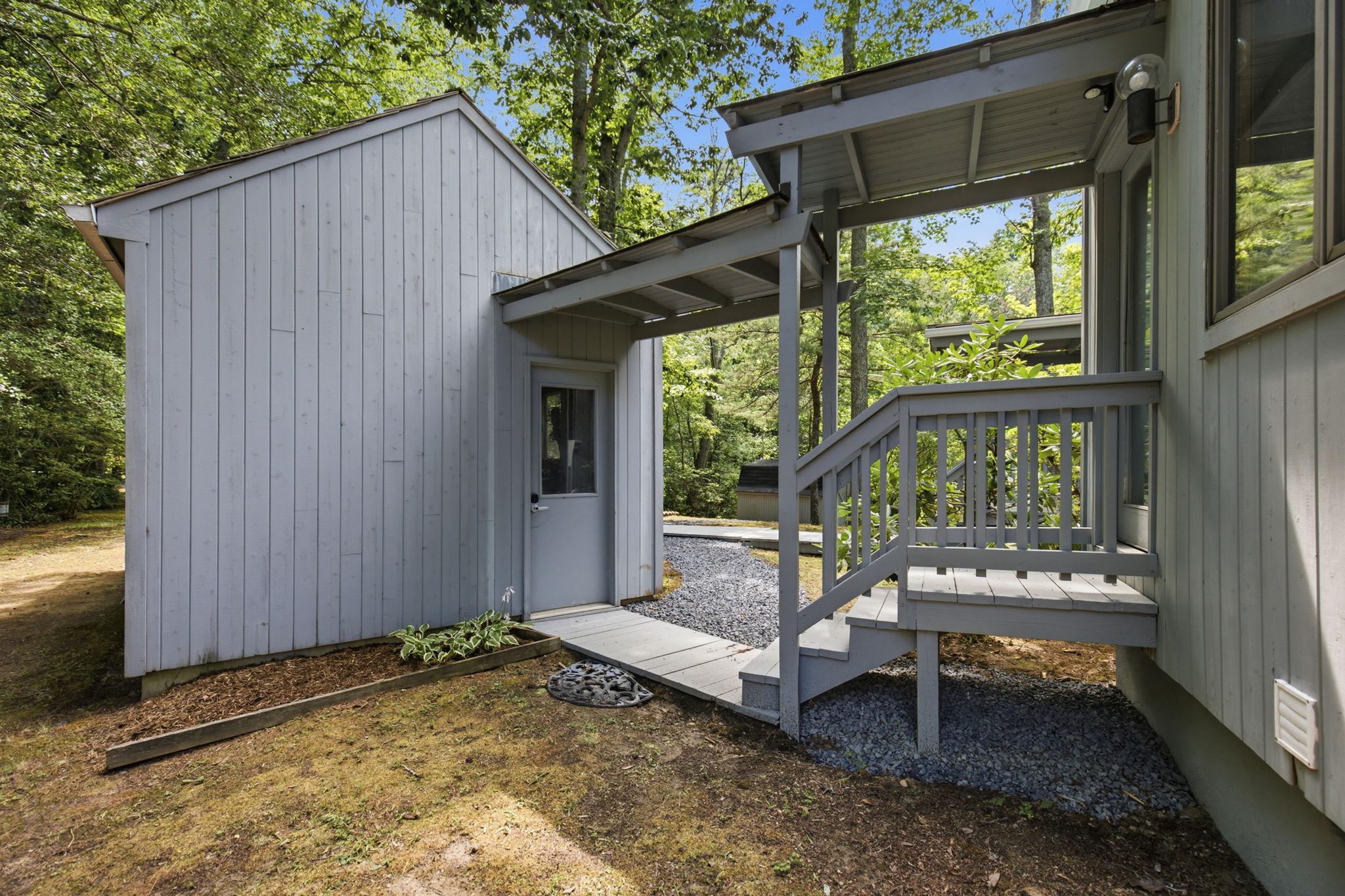 HARBOR LIGHT BEACH - Residential
