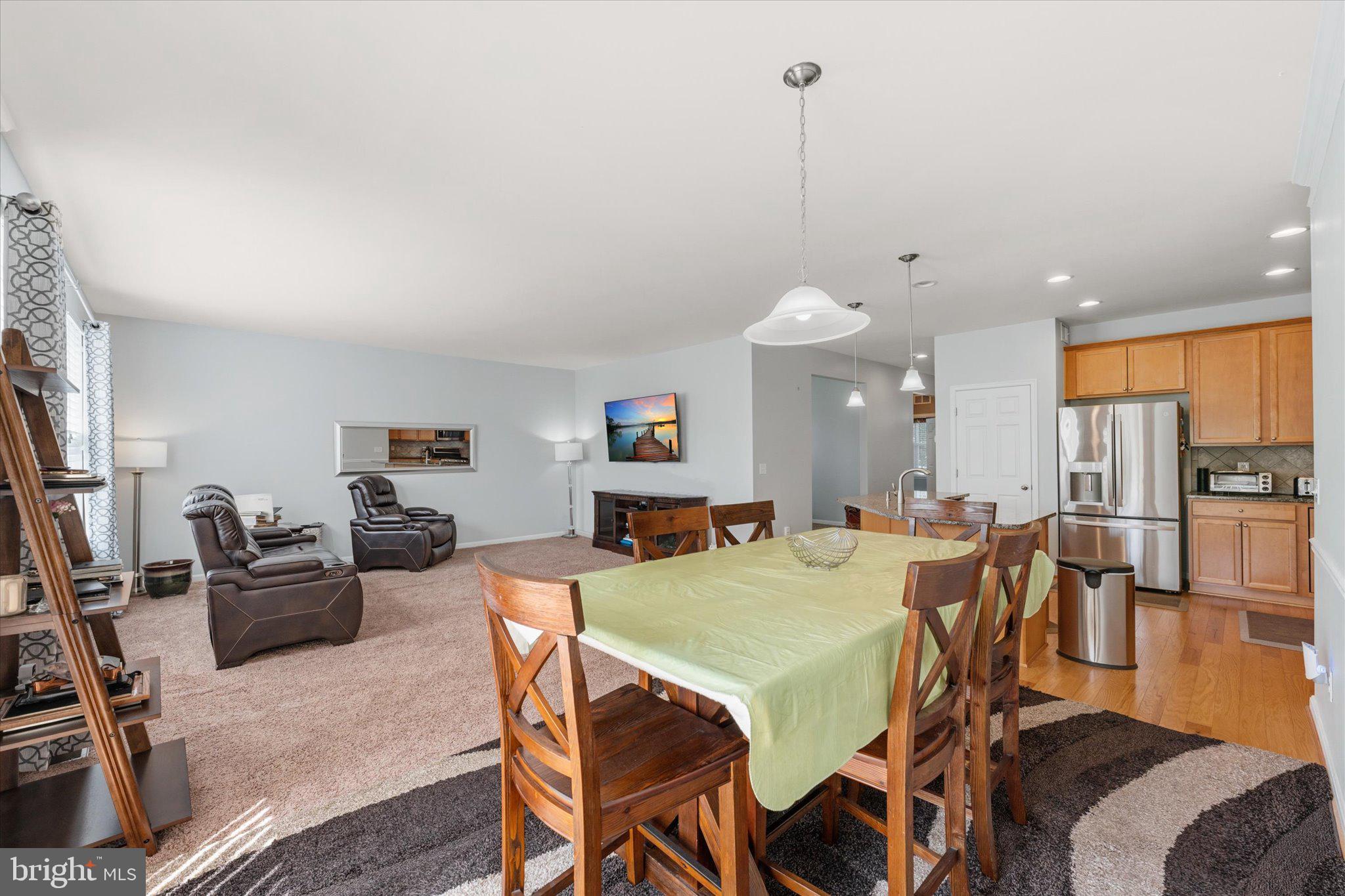 RAYMOND FARM - Residential