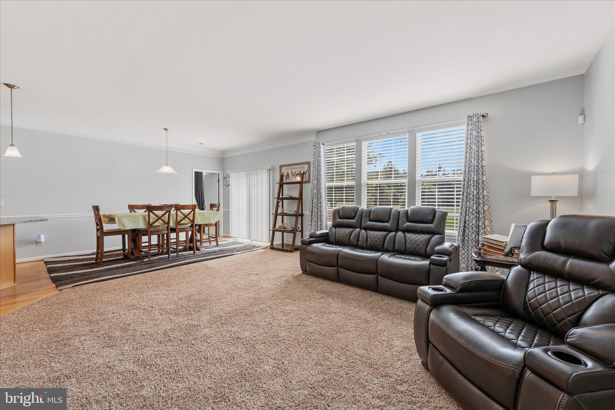 RAYMOND FARM - Residential