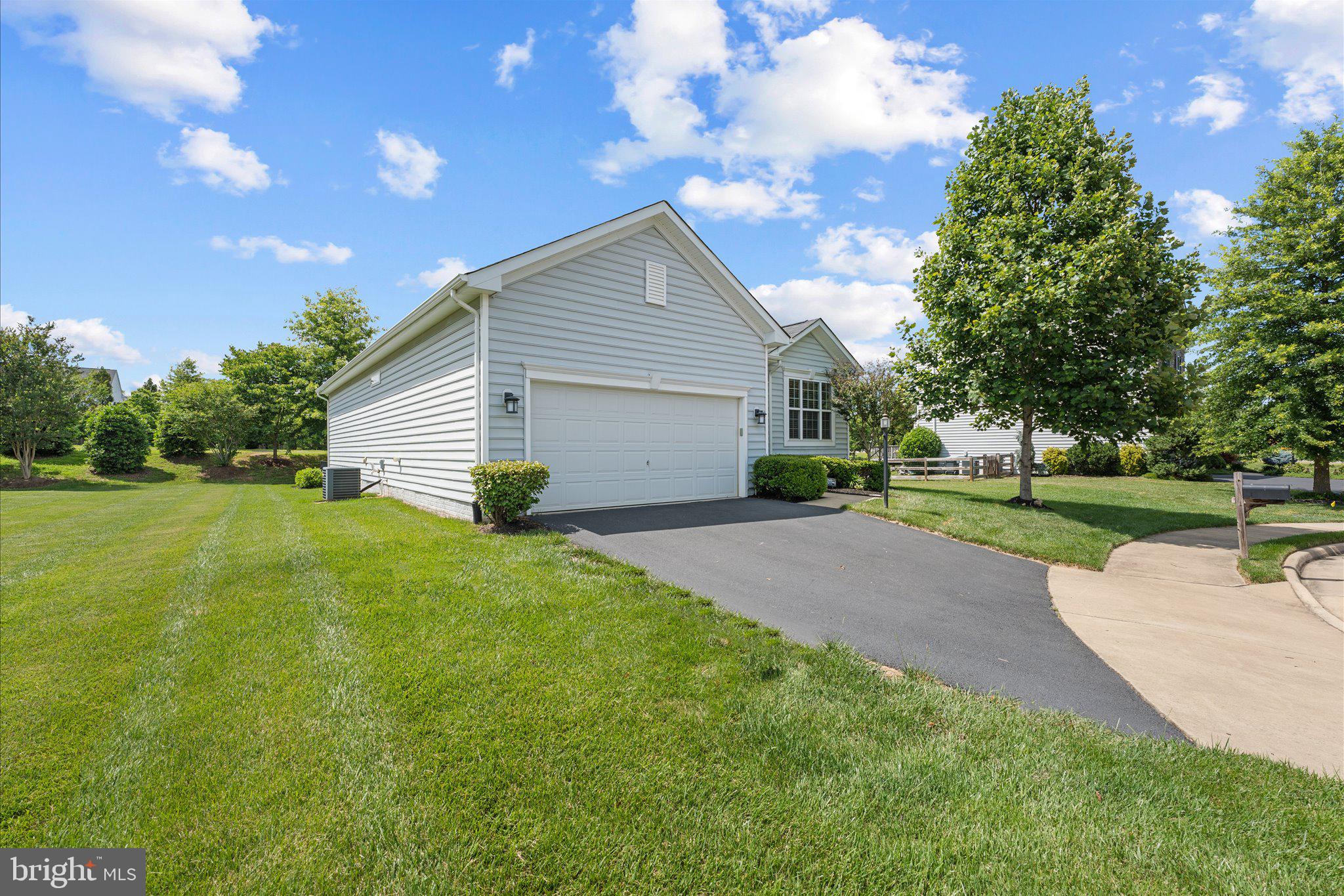 RAYMOND FARM - Residential