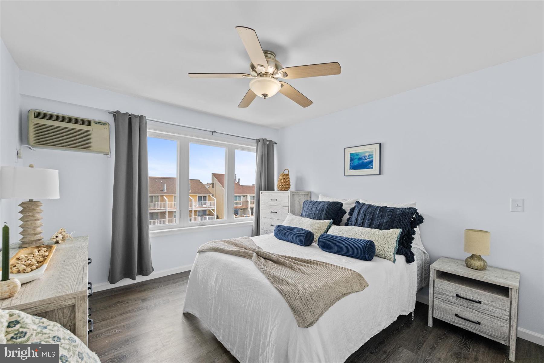 BAYSHORE ESTATES - Residential